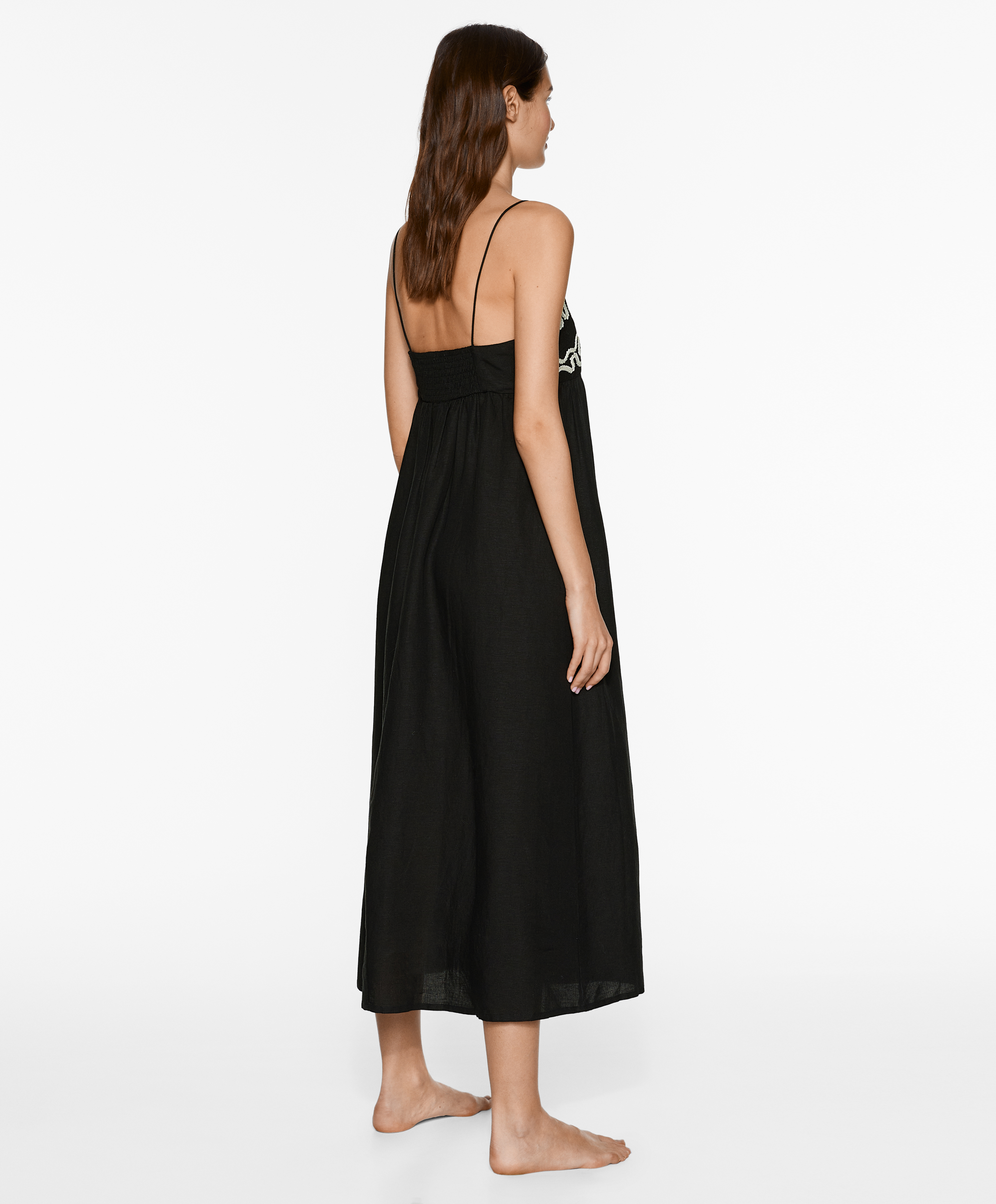 Long embroidered strappy dress with linen