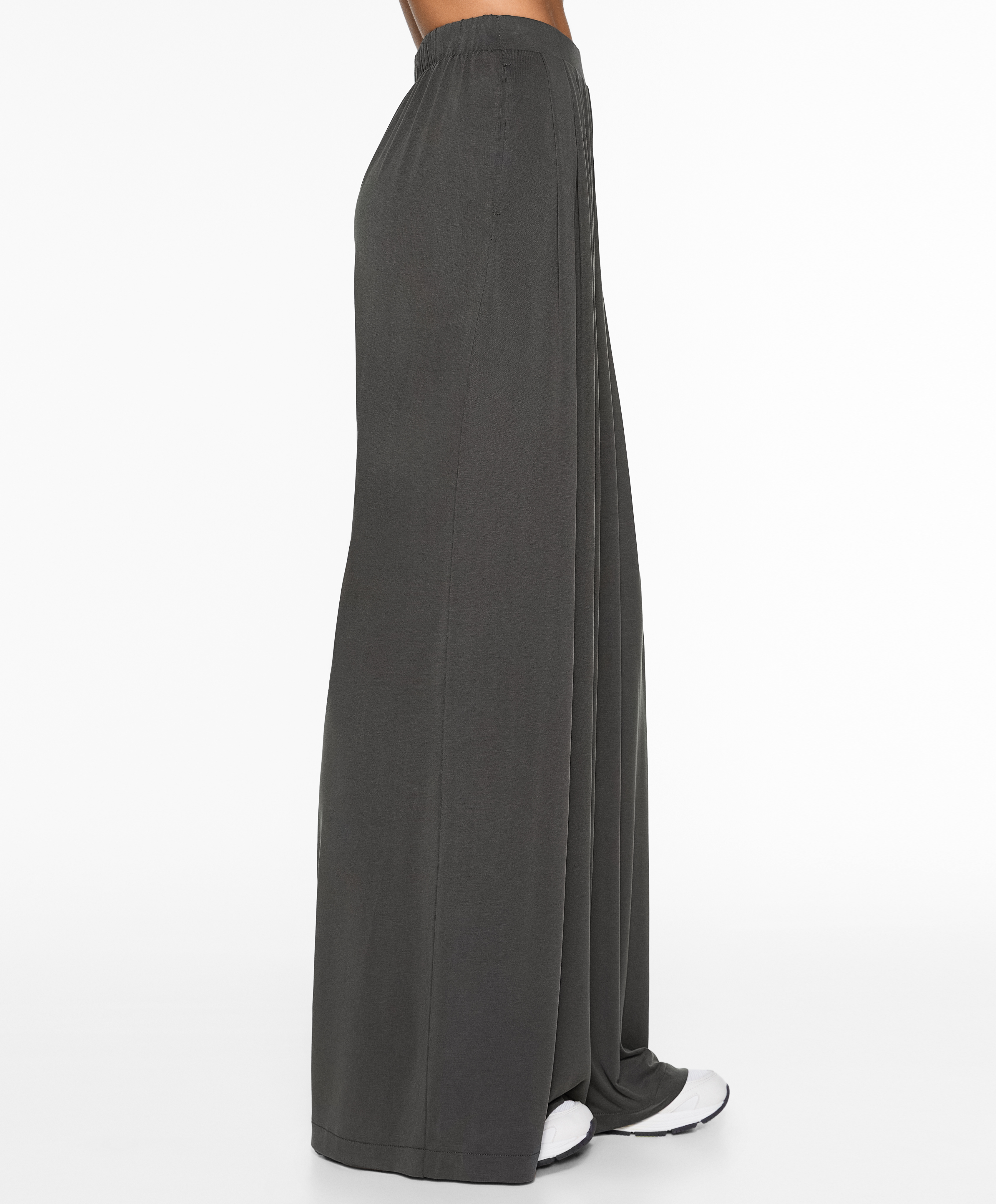 Extra-wide modal blend joggers