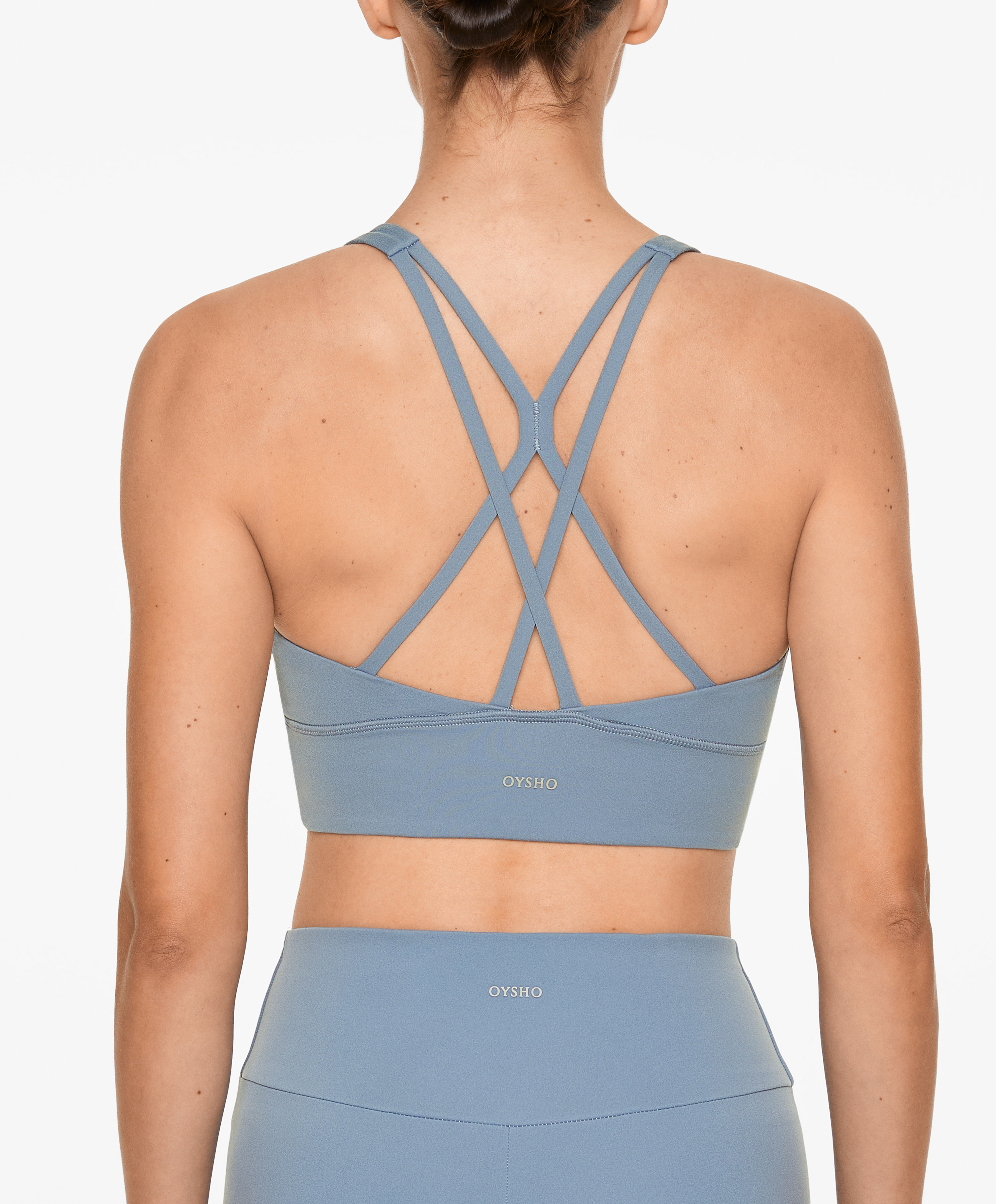 Medium-support comfortlux sports bra with cups