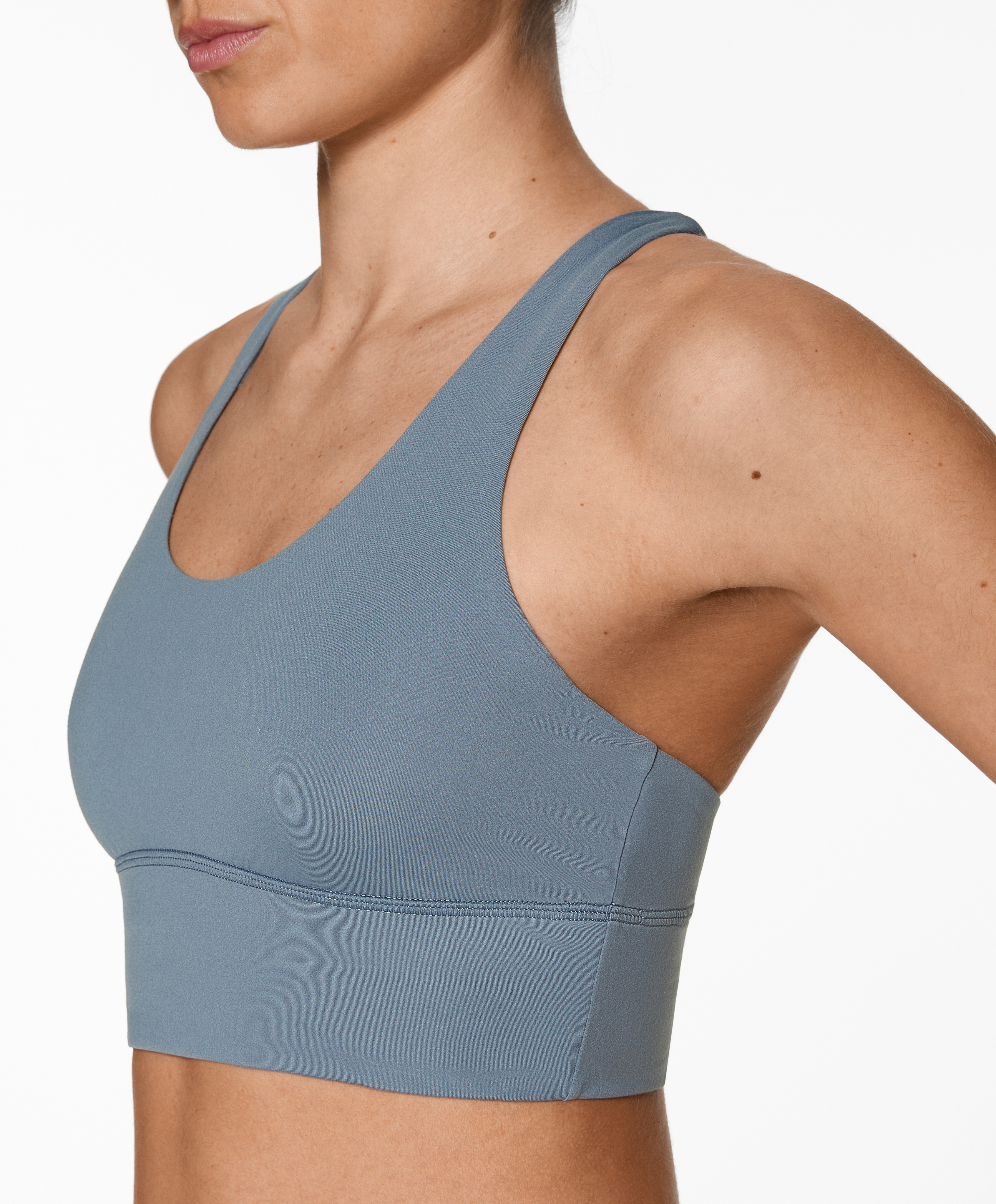 Medium-support comfortlux sports bra with cups