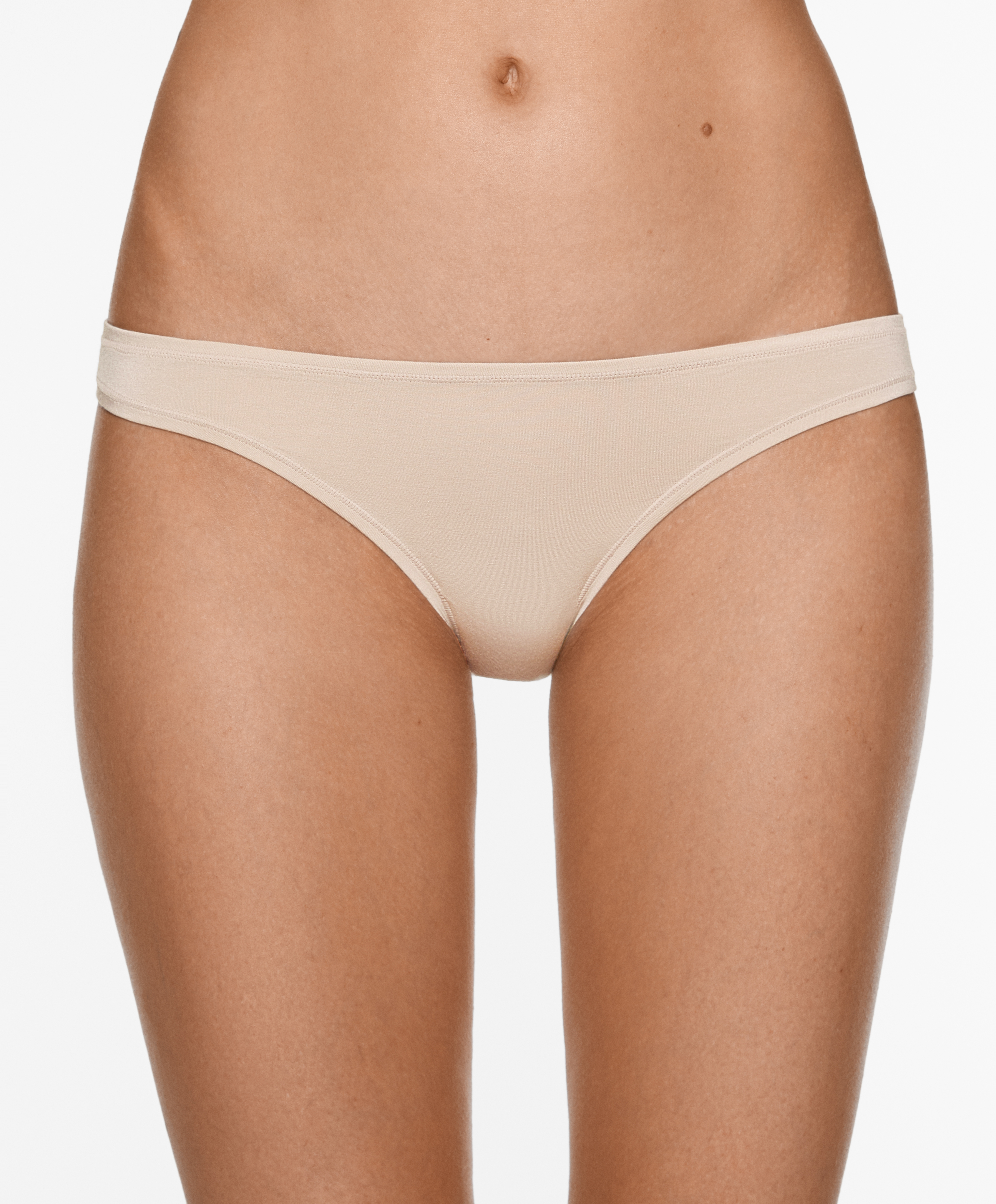 2 classic briefs in a modal blend and 16% silk
