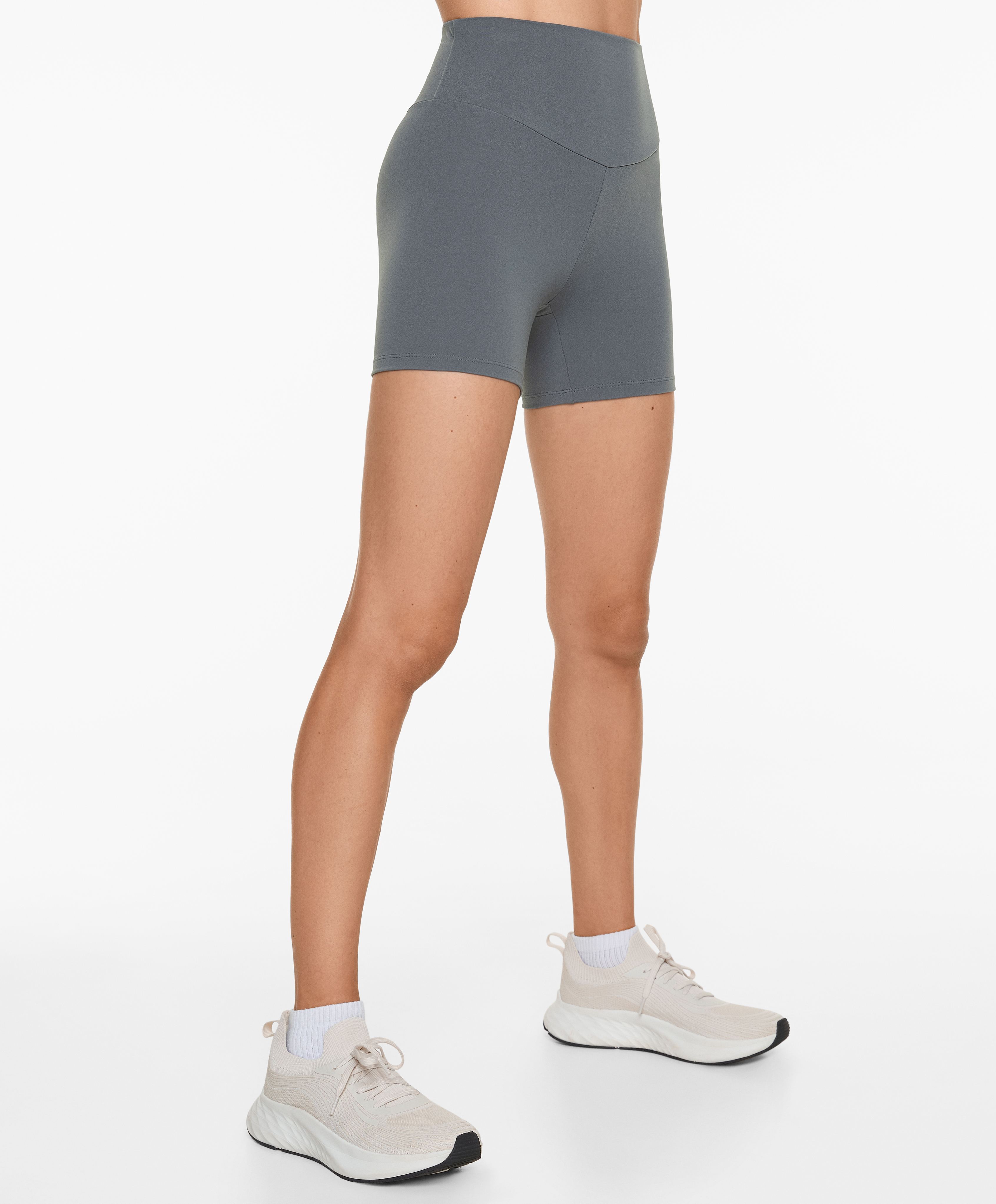 Comfortlux high-rise 10cm hot pants