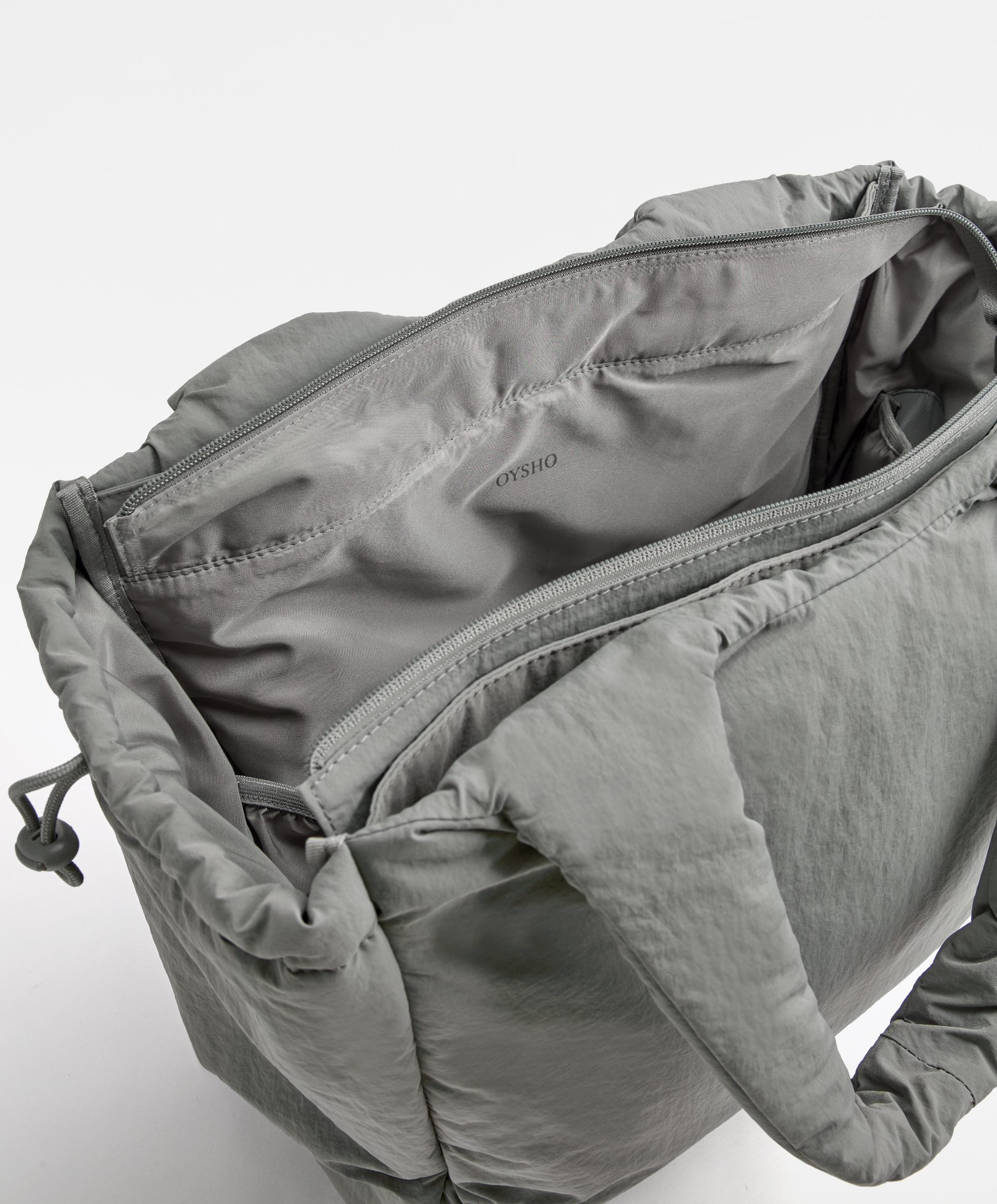 Soft bag with thermal pocket