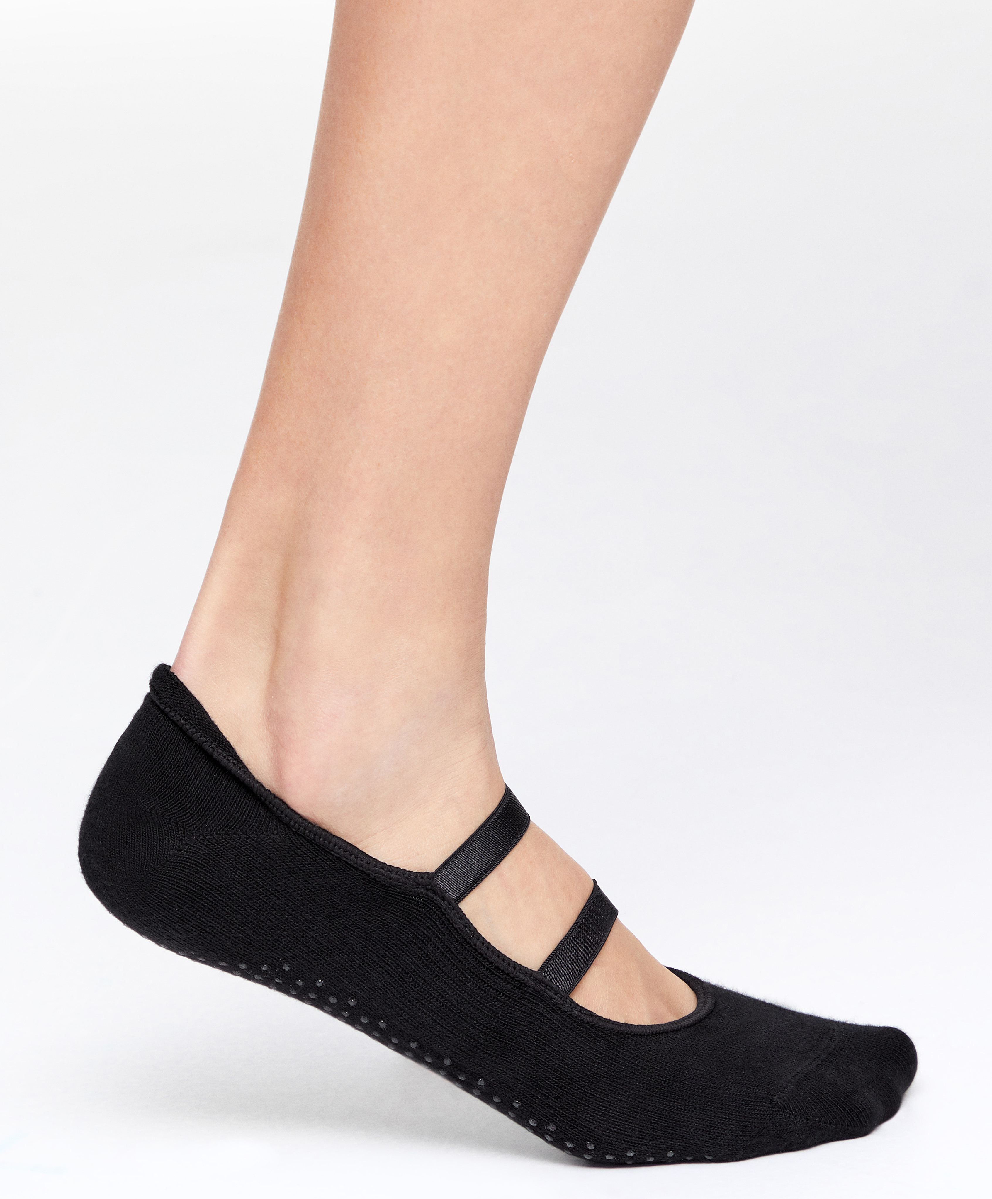 Cotton blend yoga and Pilates socks with parallel straps