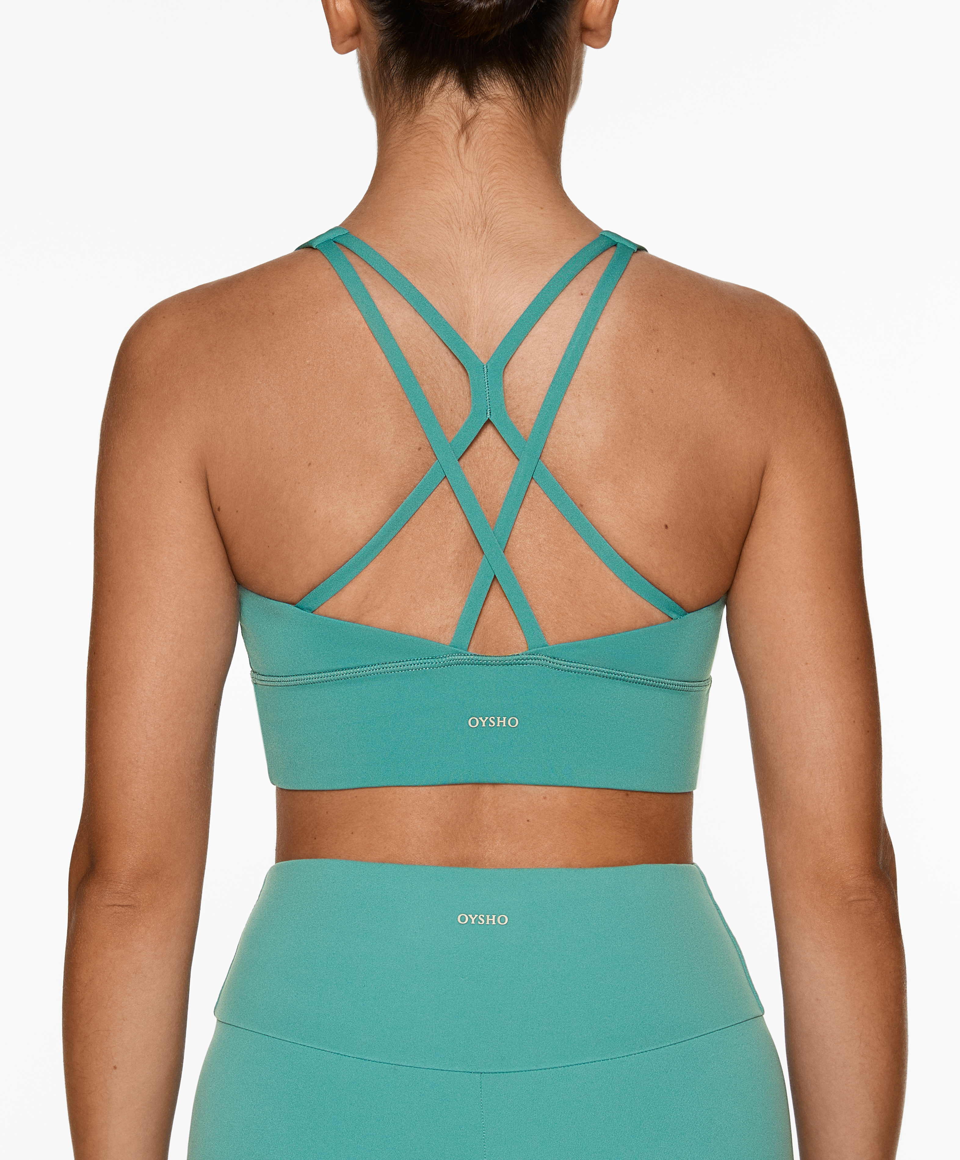 Medium-support comfortlux sports bra with cups