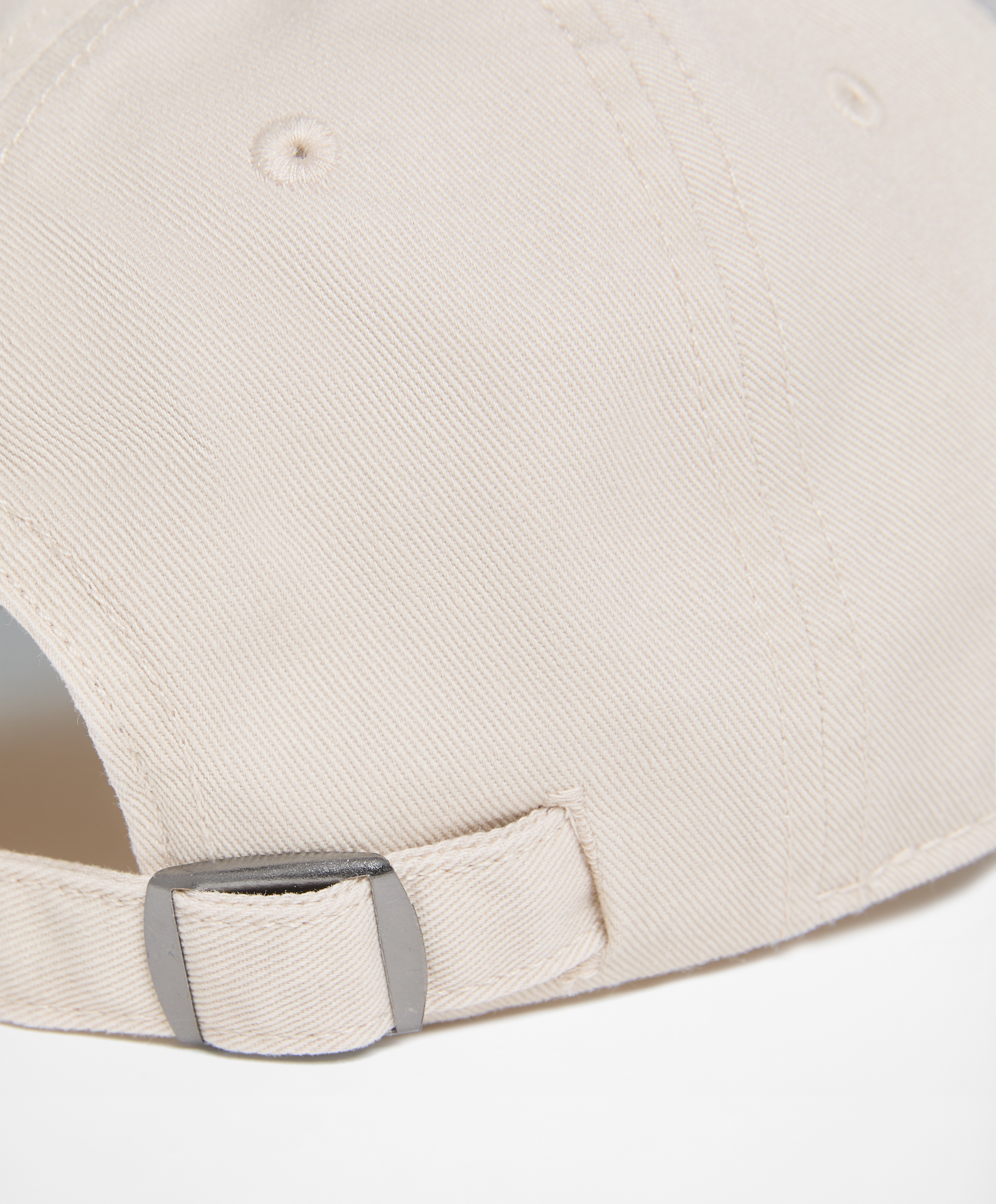 Washed-effect 100% cotton cap