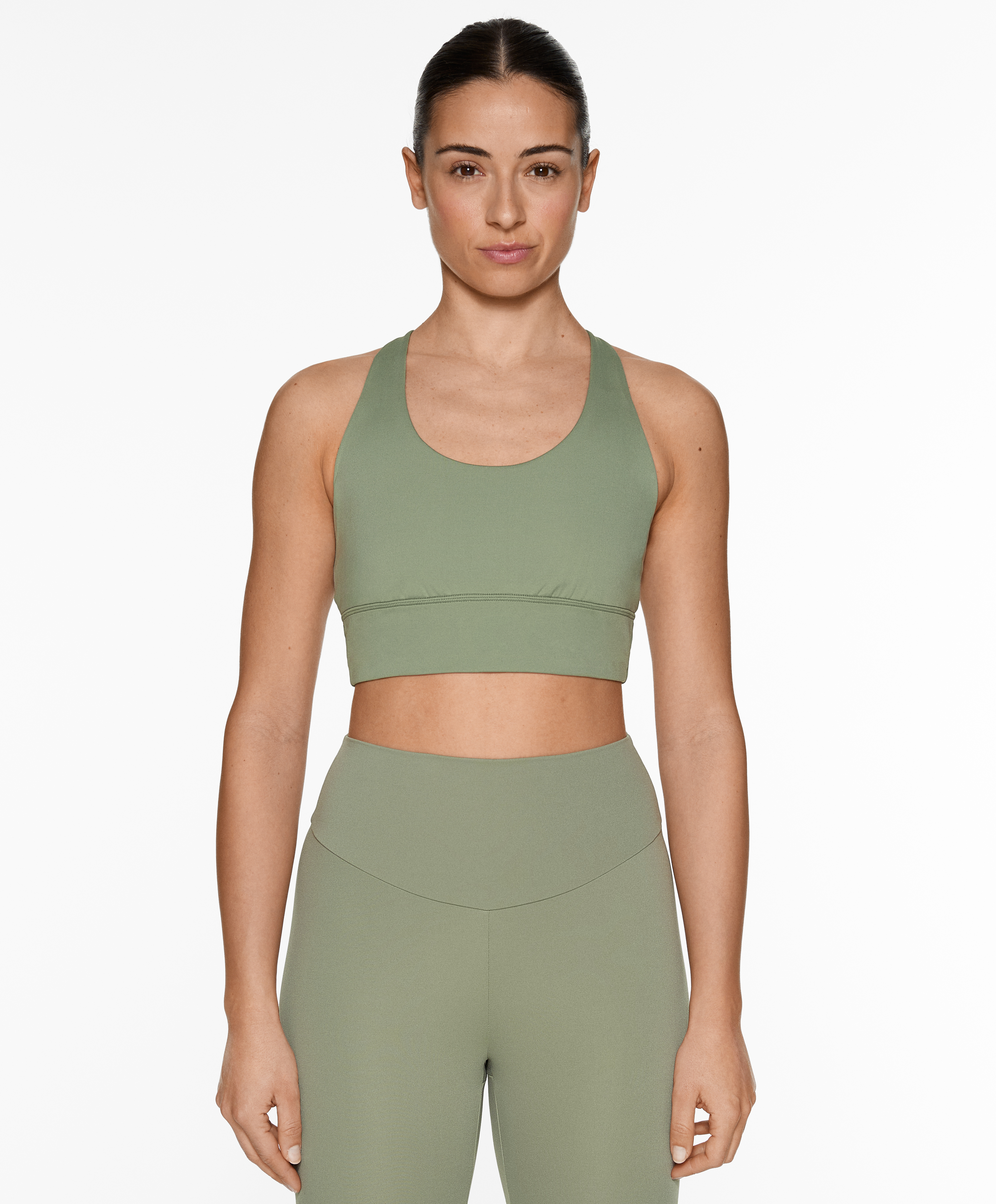 Medium-support comfortlux sports bra with cups