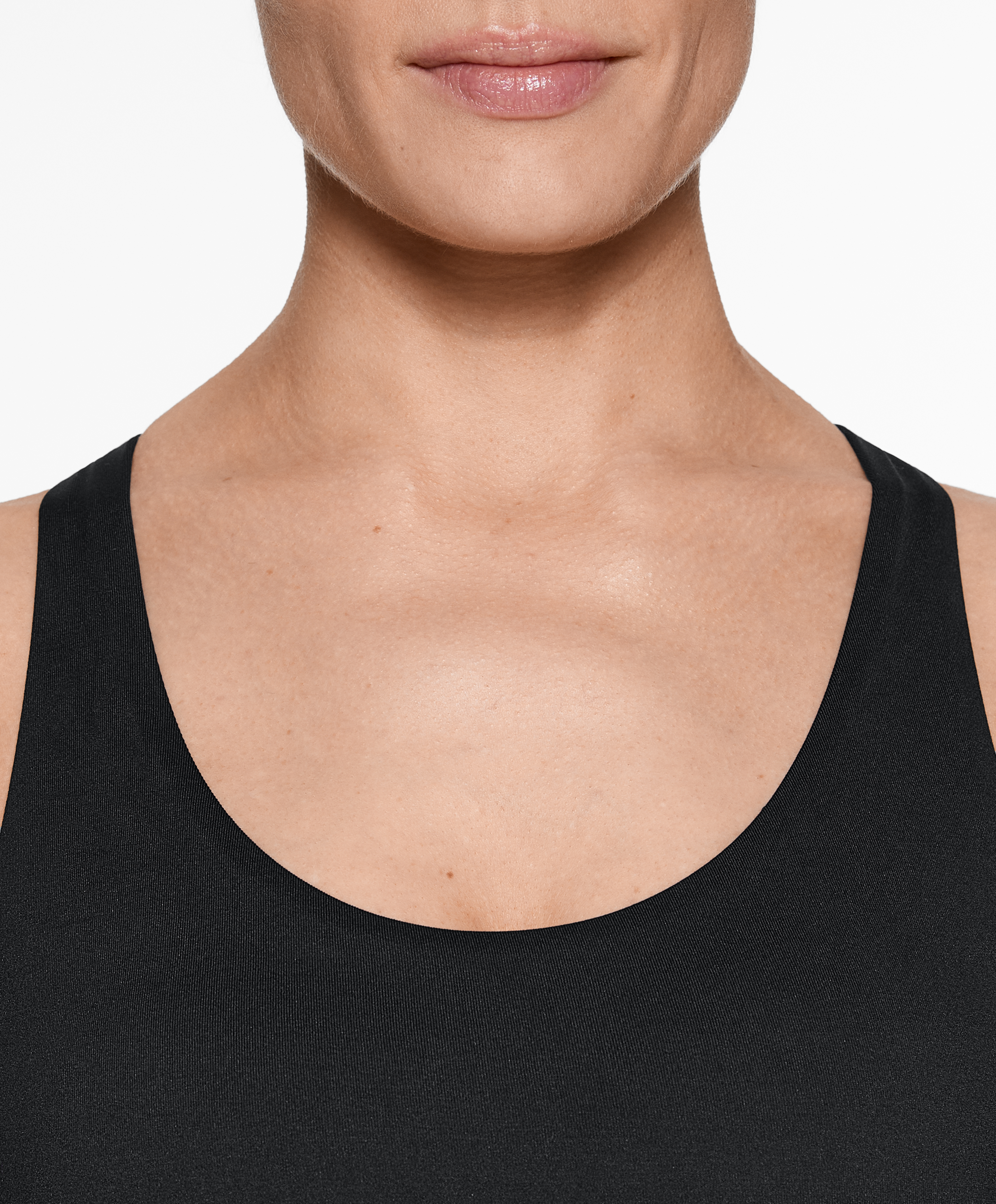 Swimming swimsuit with foam
