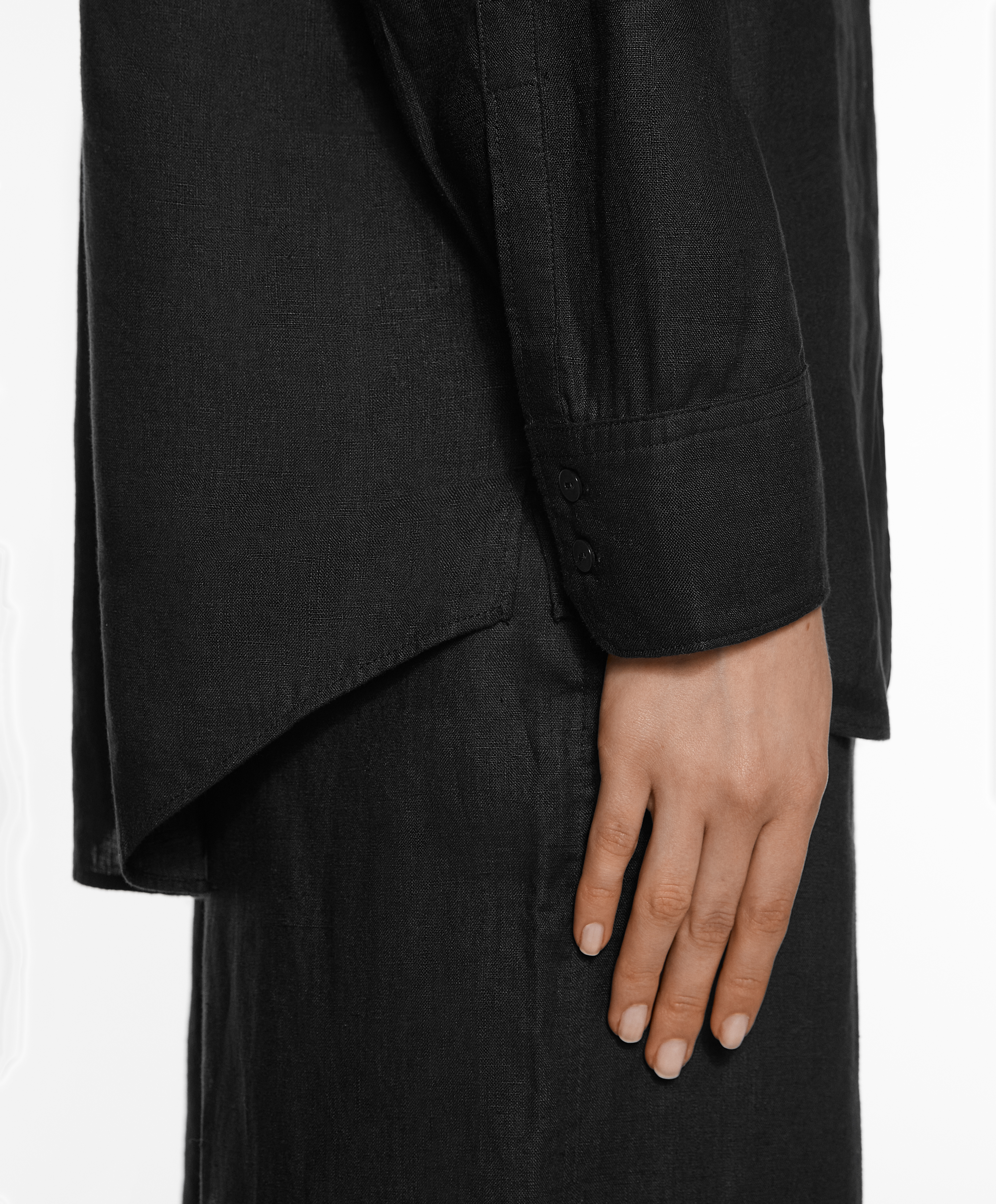 100% linen long-sleeved shirt