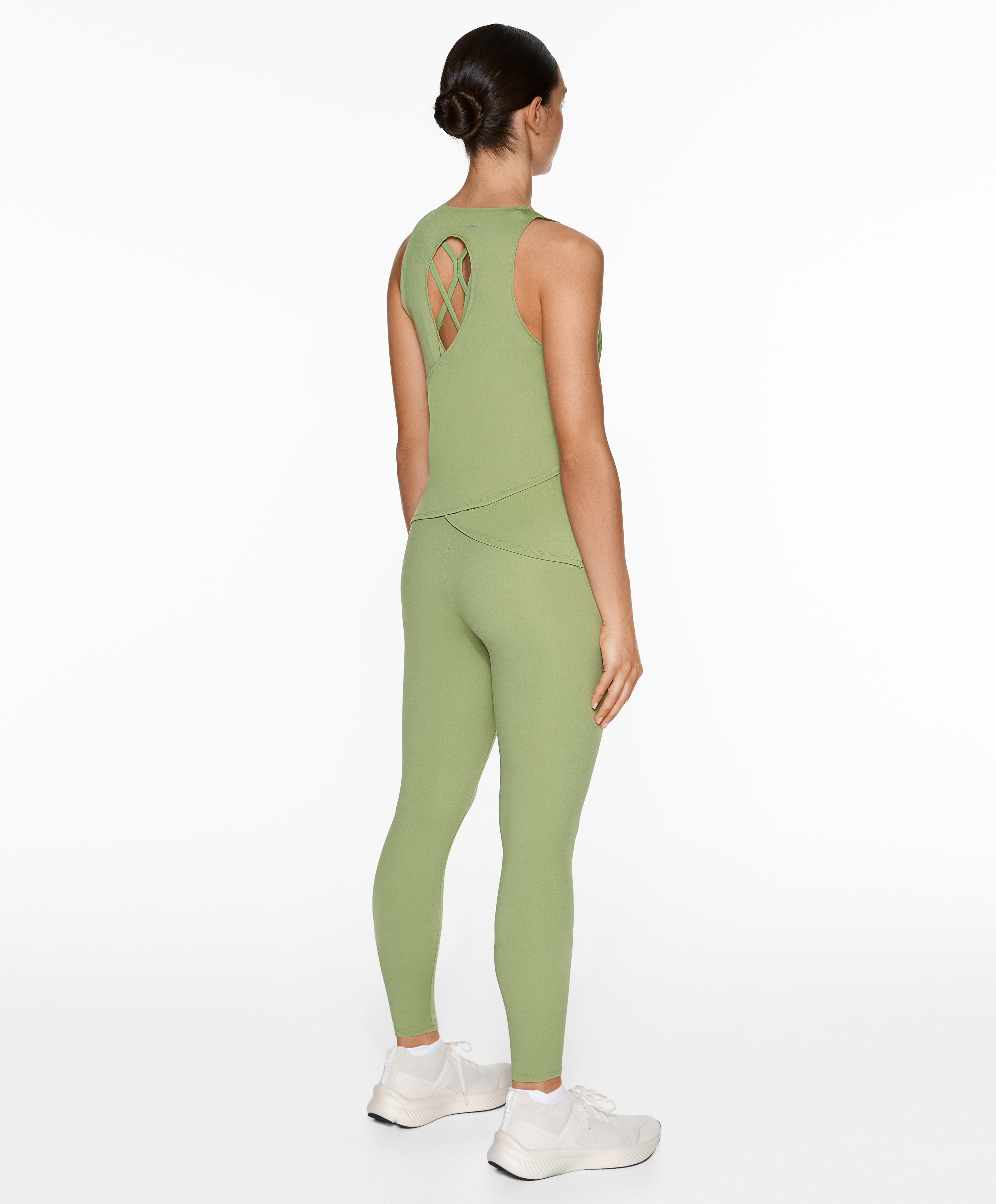 Cross-back comfortlux T-shirt