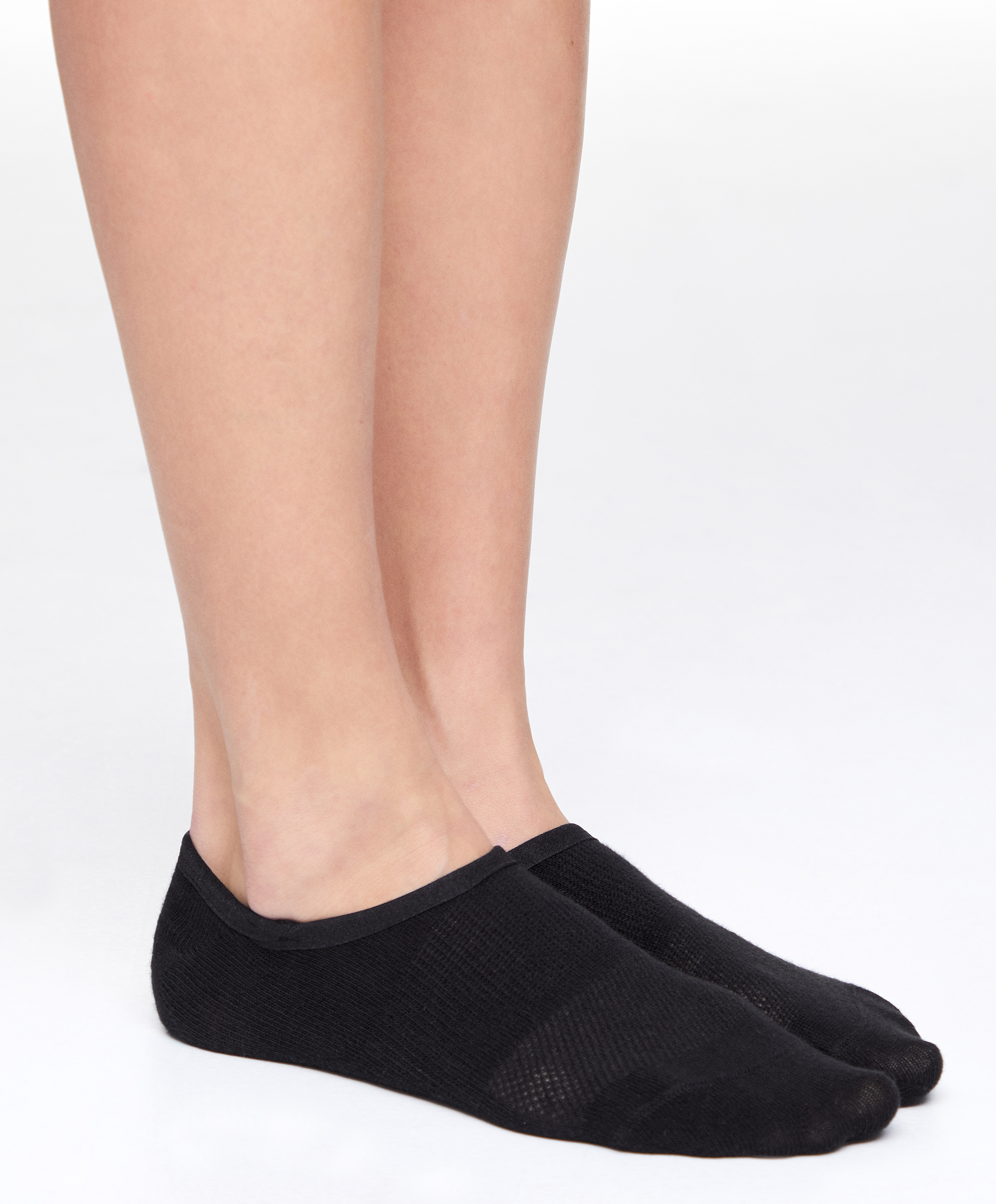 3 pairs of high-cut cotton blend invisible sports socks