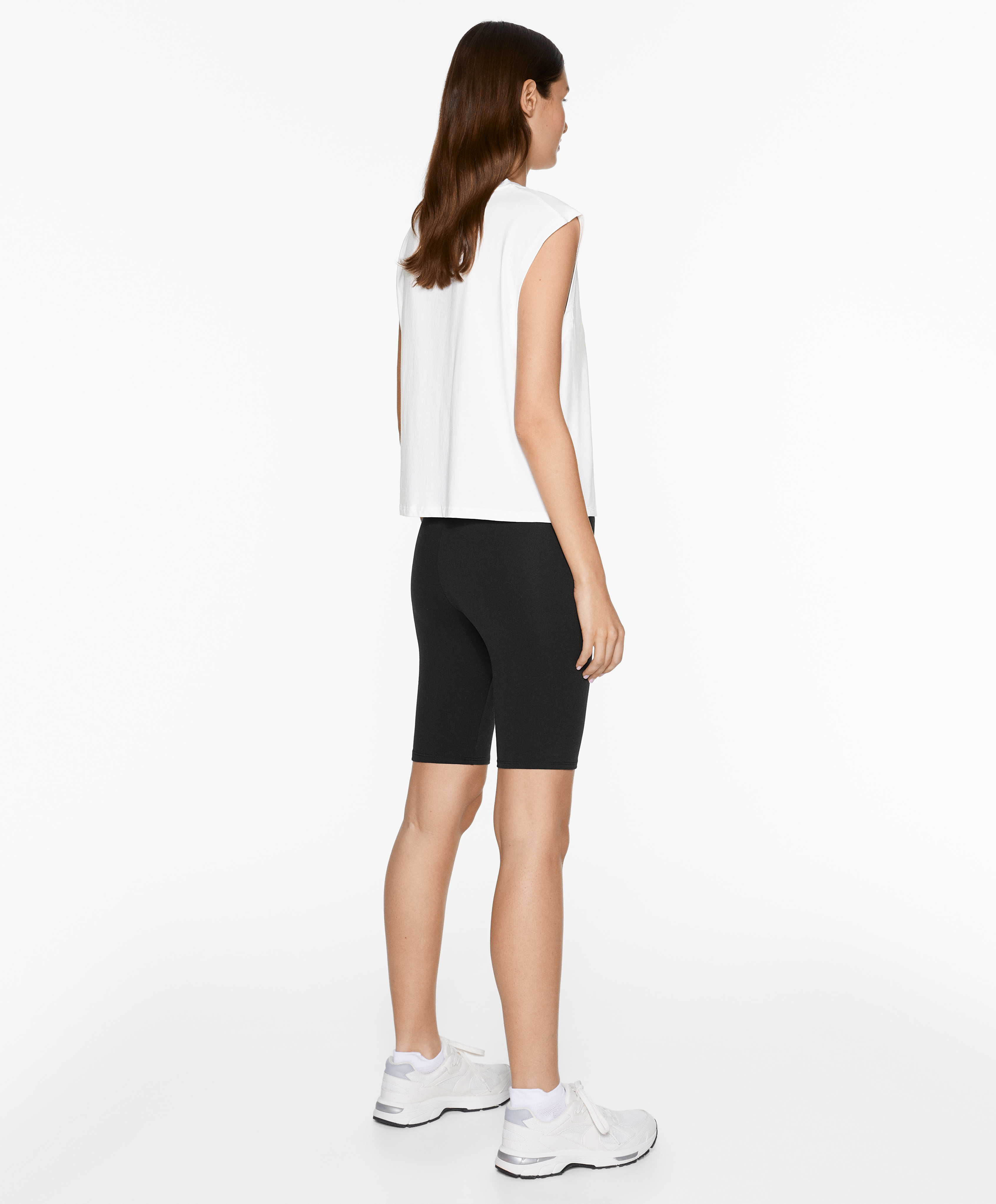 Cotton blend sleeveless seamless T-shirt