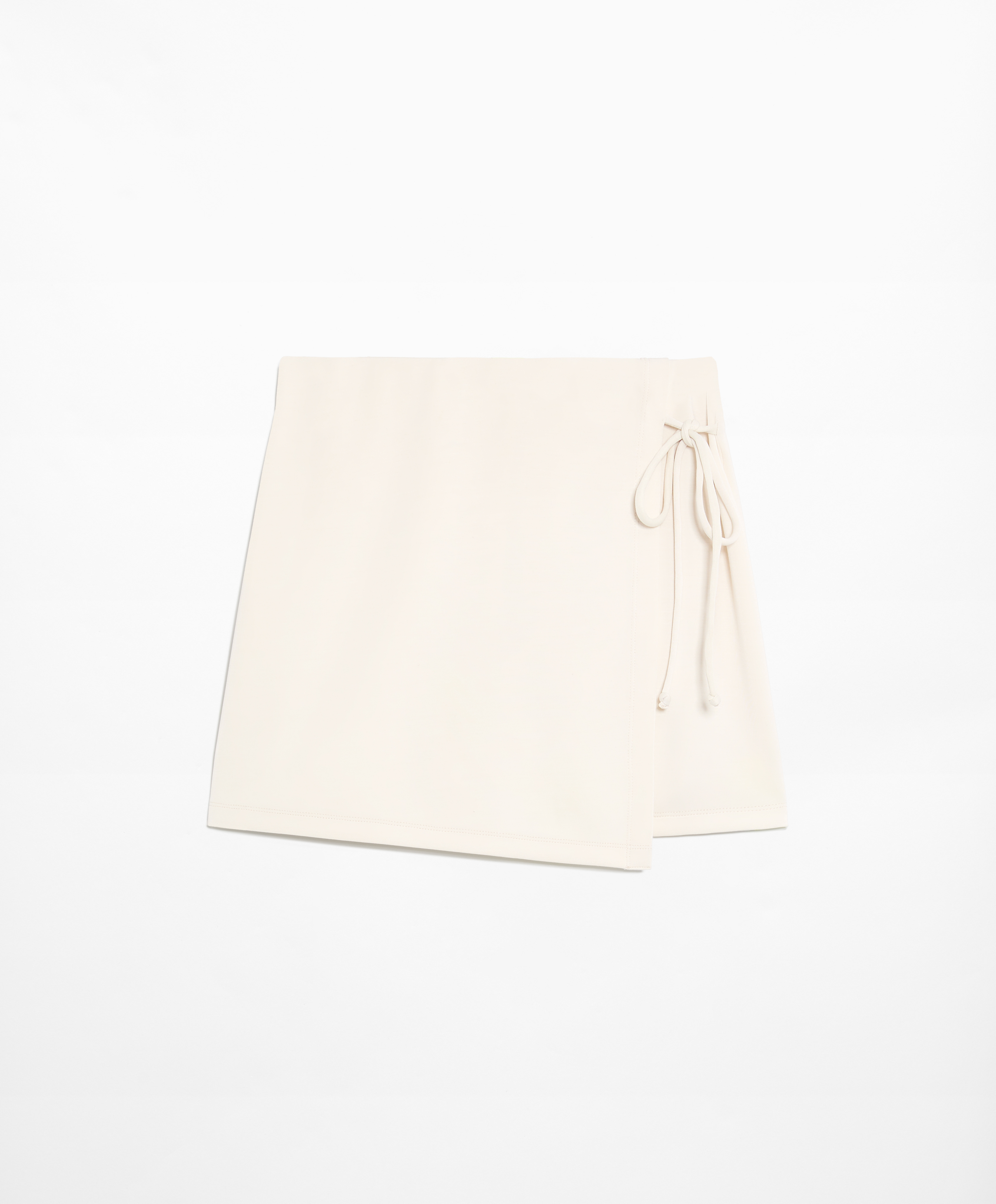 Soft-touch shorts with modal