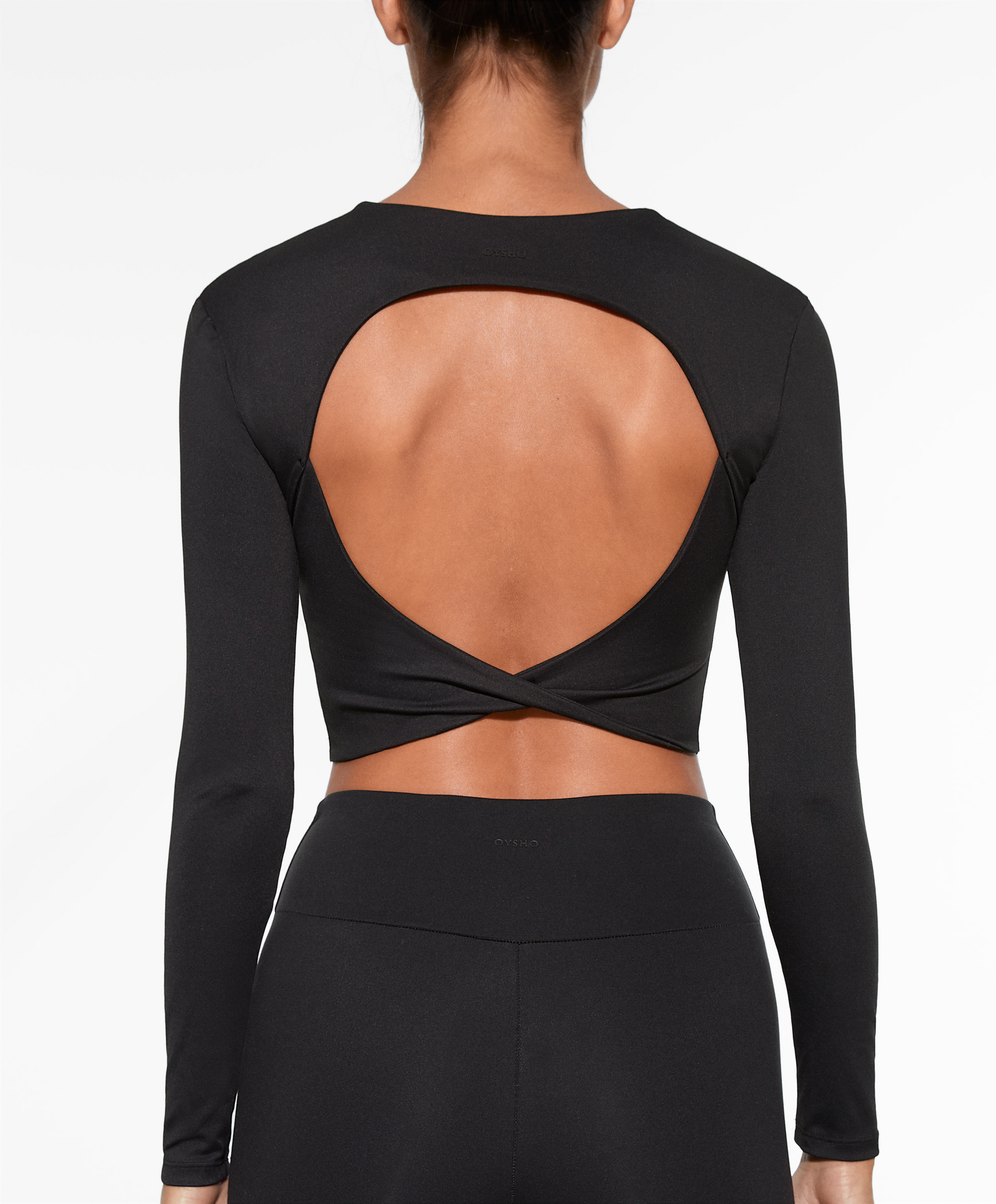 Comfortlux long-sleeved T-shirt with open back