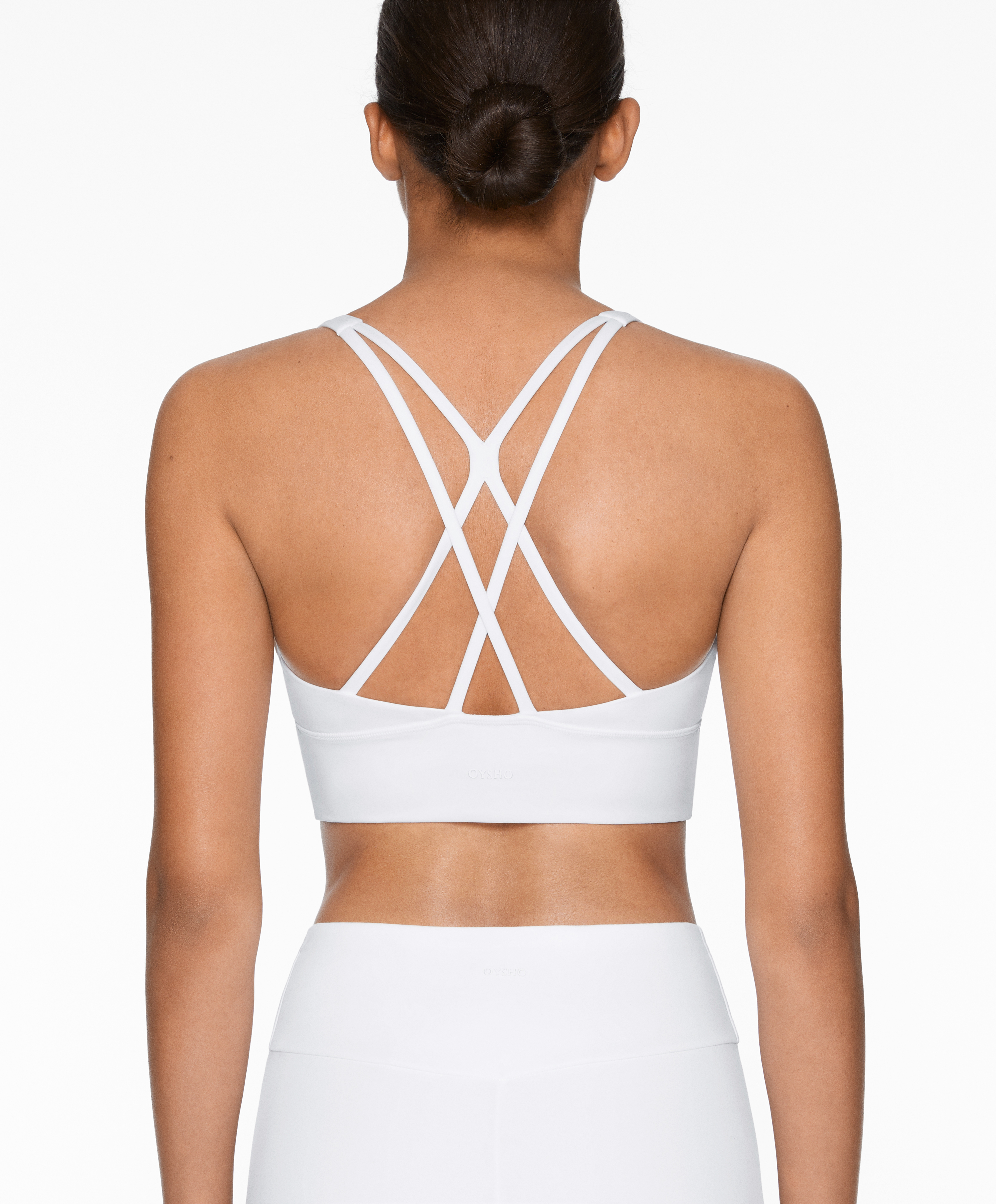 Medium-support comfortlux sports bra with cups