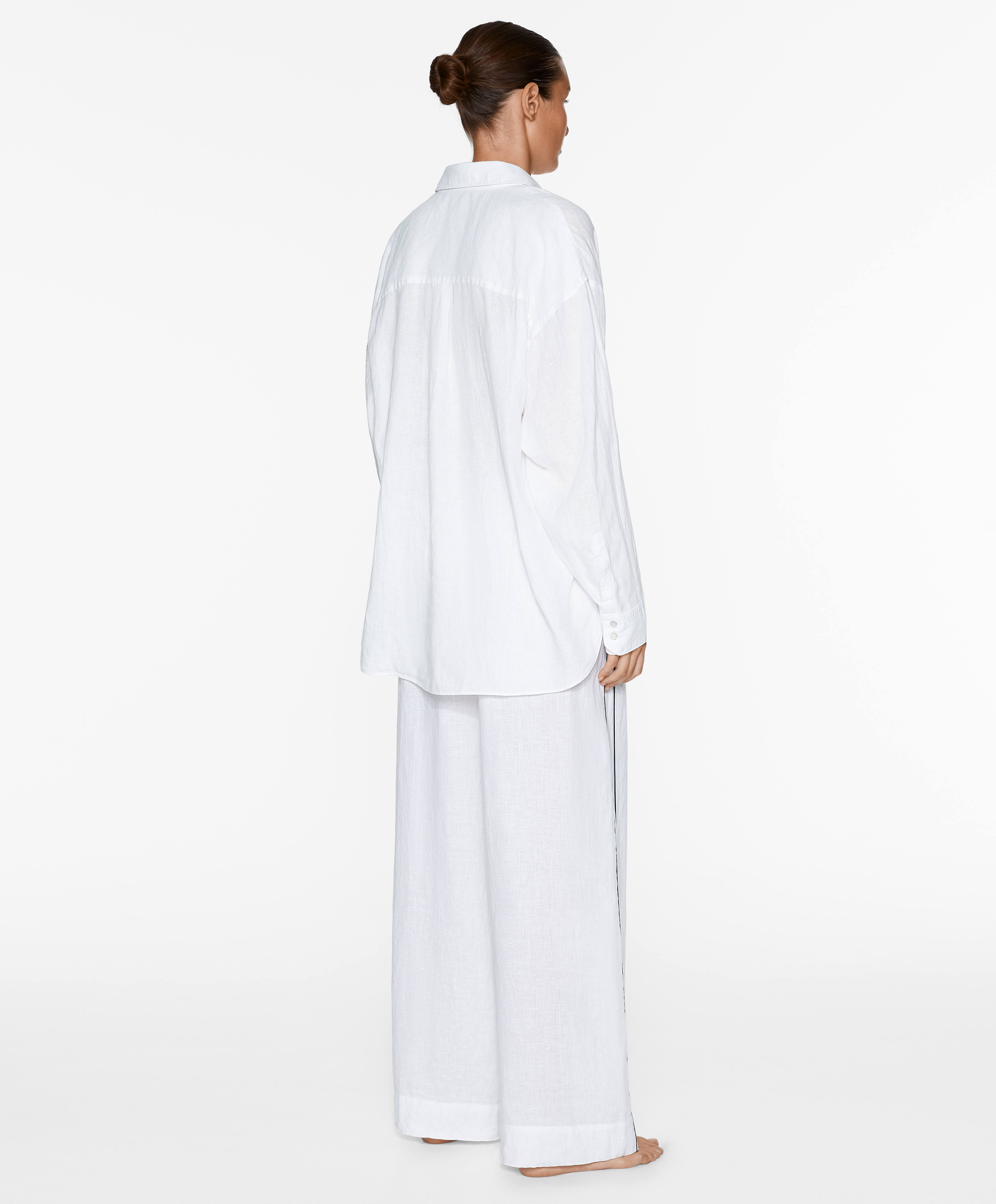 100% linen wide straight-leg trousers with piping