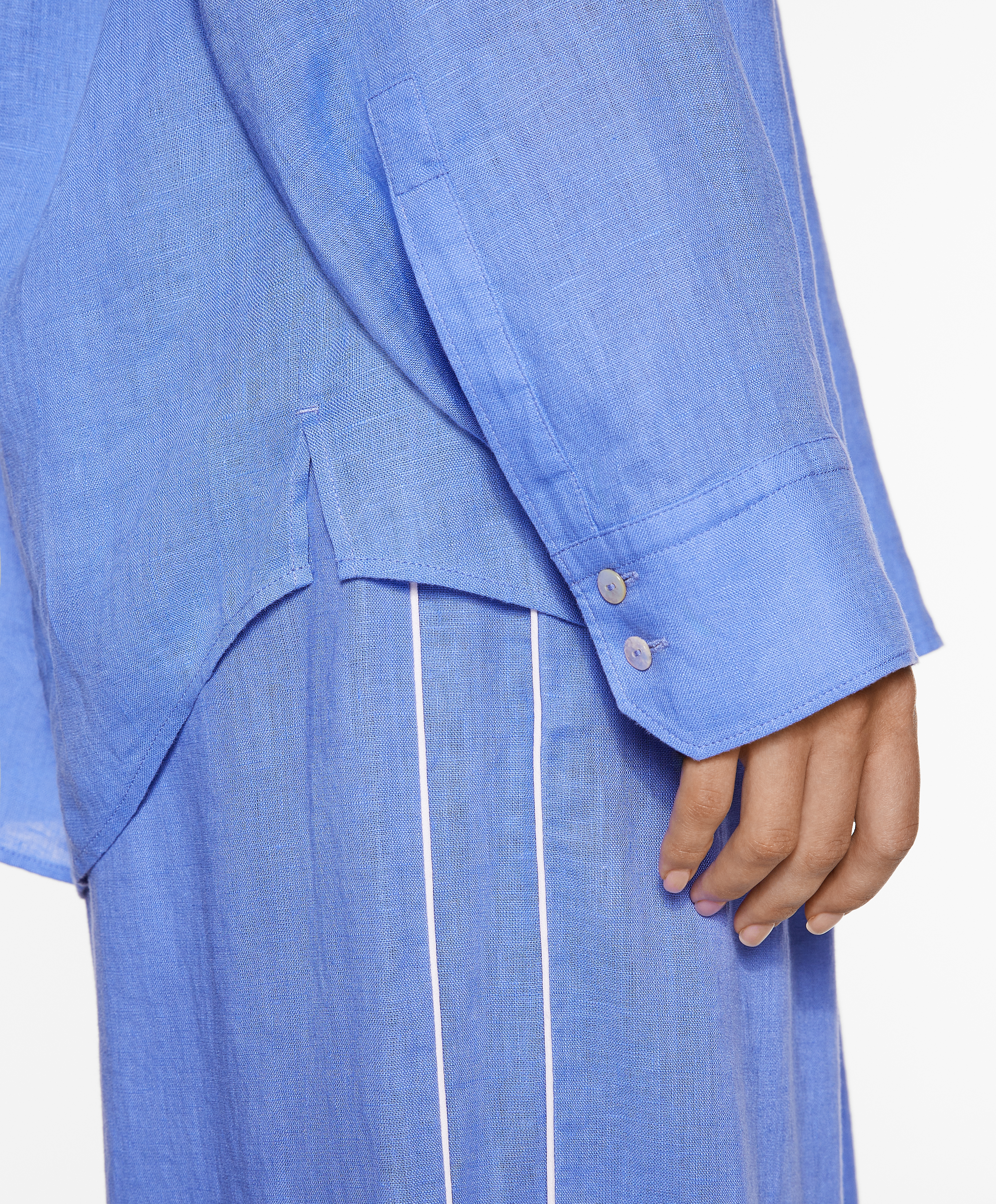 100% linen long-sleeved shirt