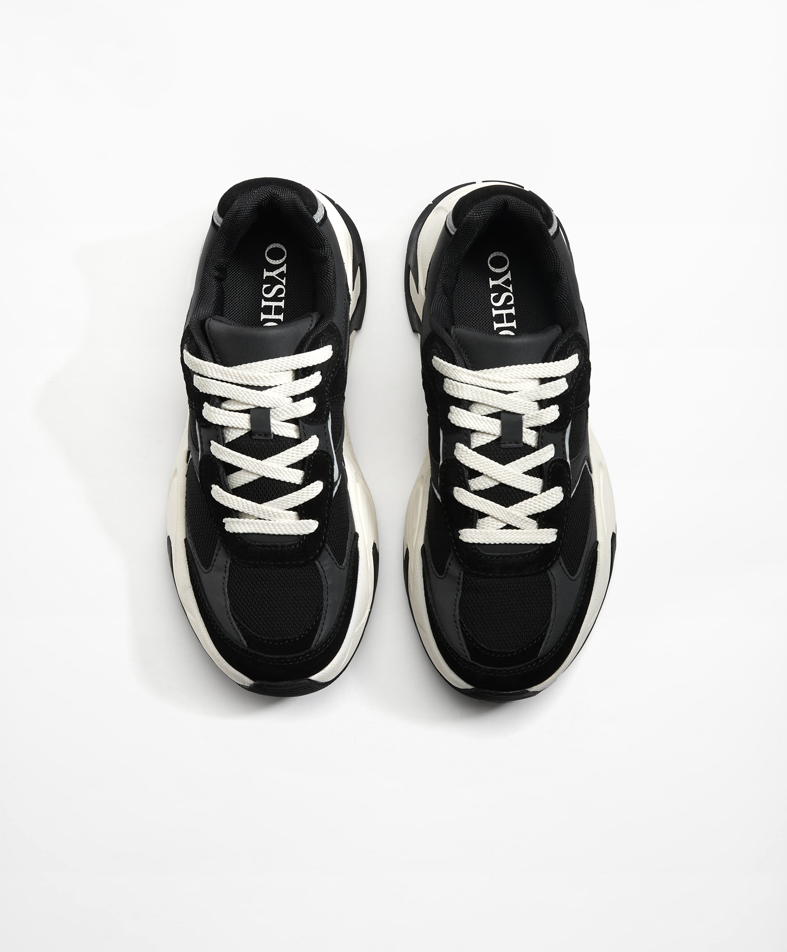Vibram® XS TREK trainers