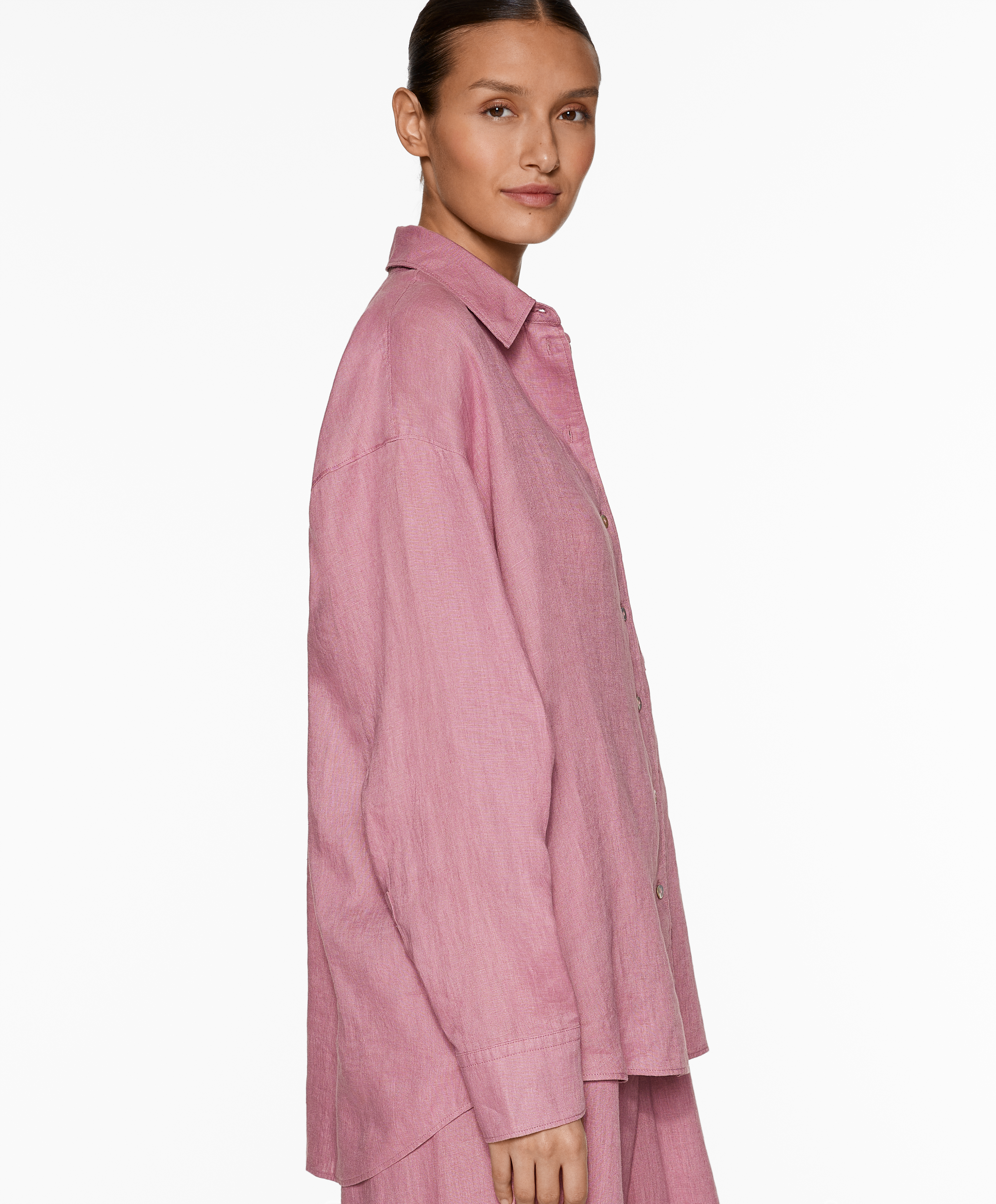 100% linen long-sleeved shirt