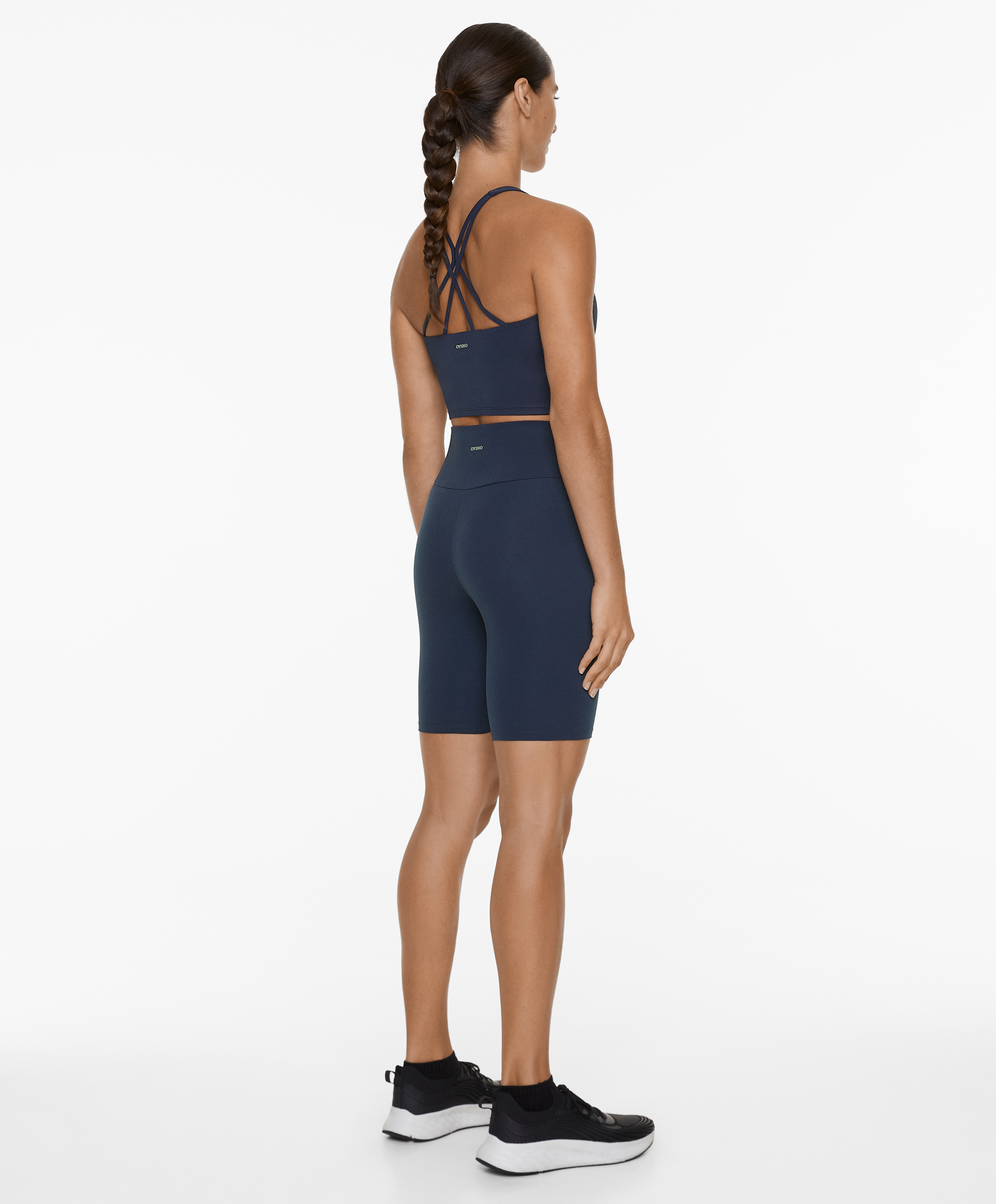 Comfortlux strap tank top with cups