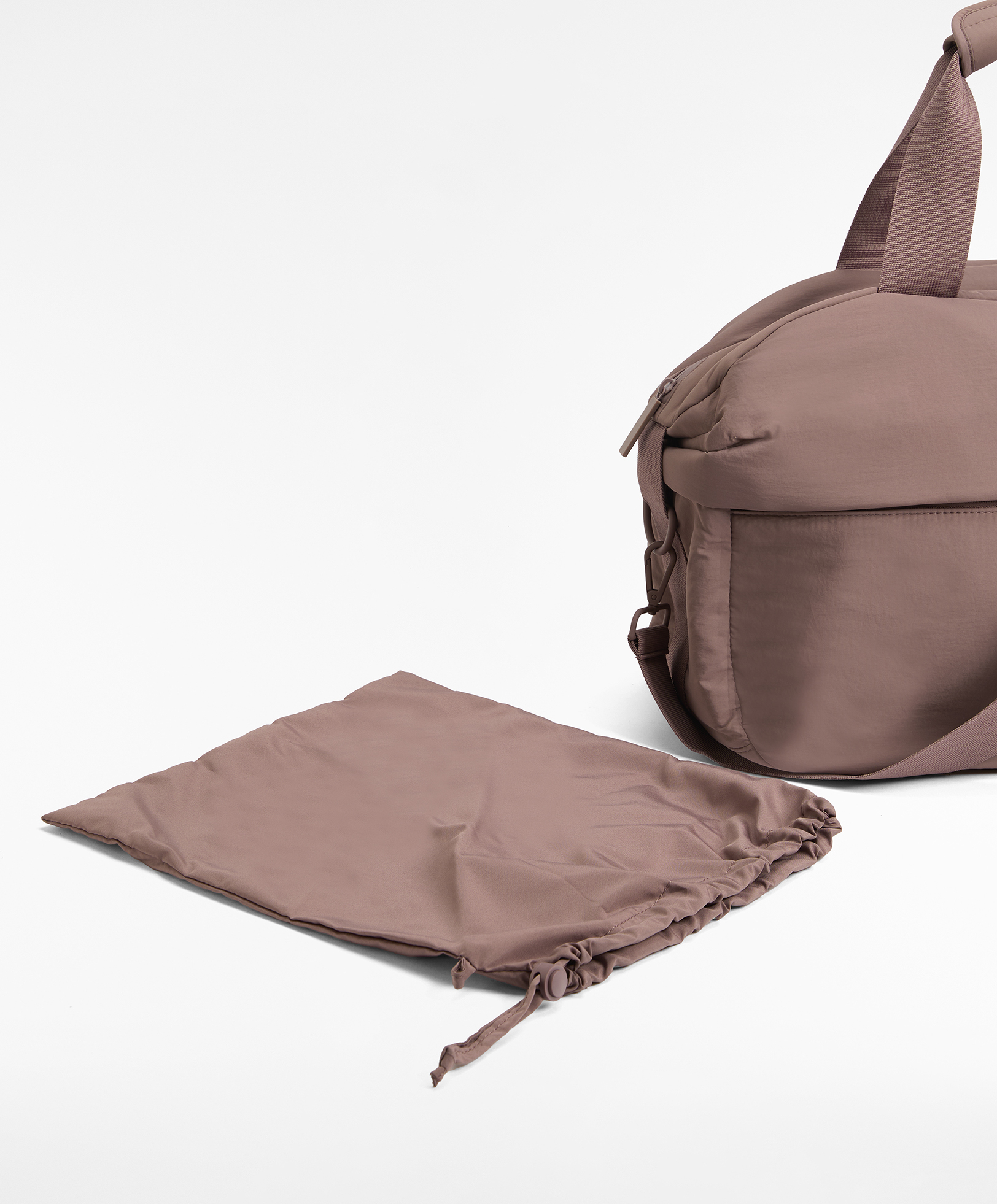 Gym bag with flap pocket