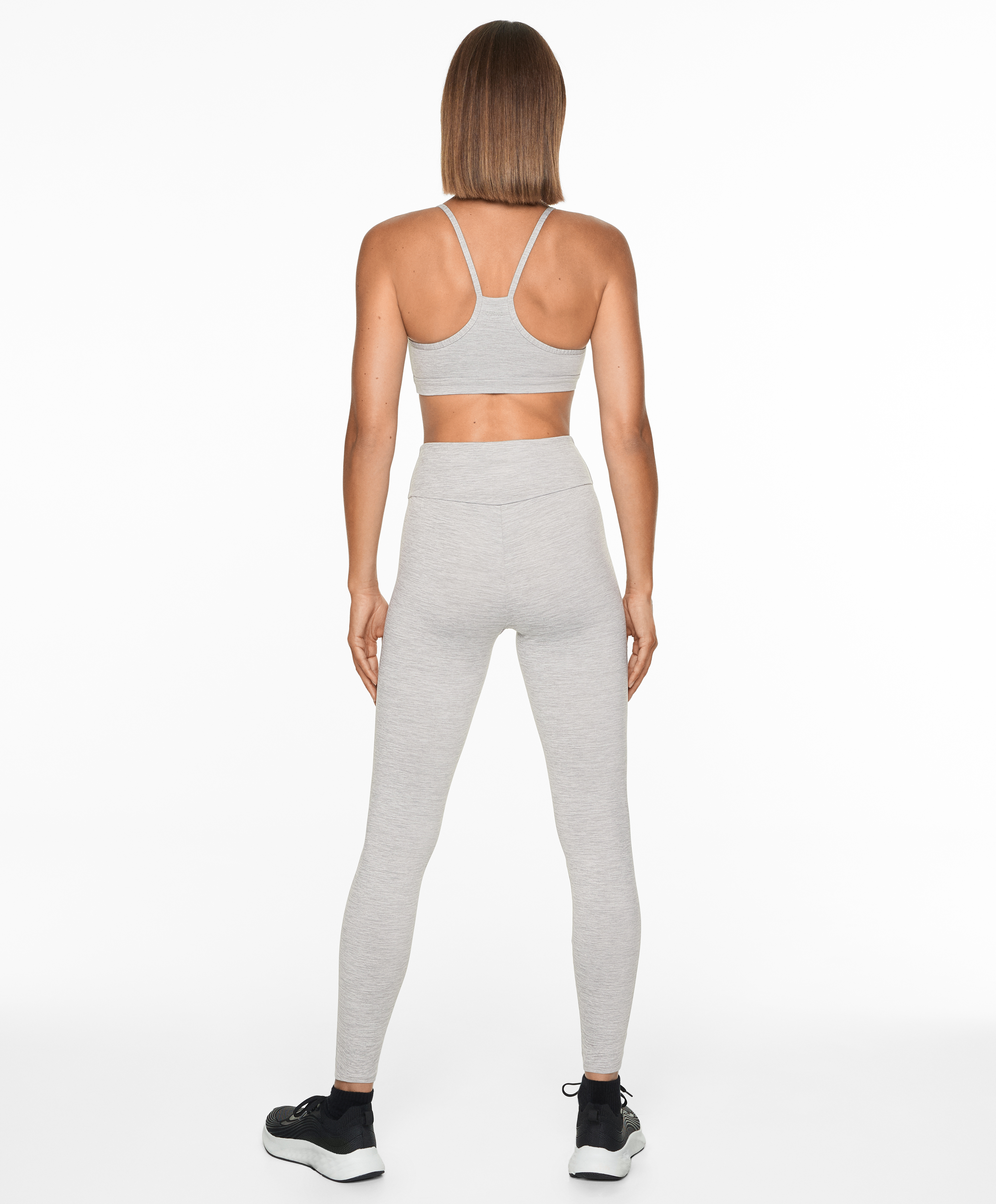 Low-support Comfortlux sports bra with cups