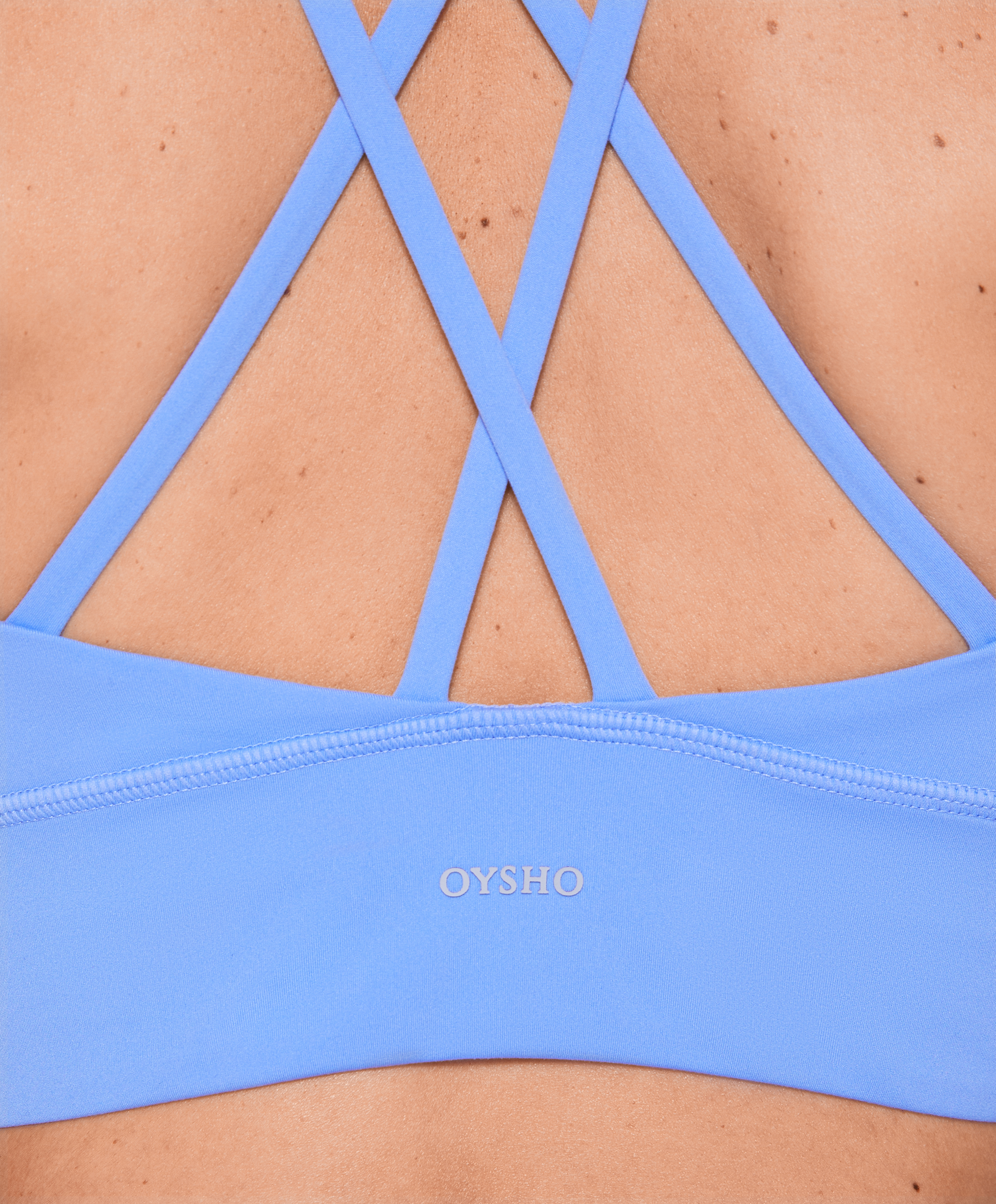 Medium-support comfortlux sports bra with cups