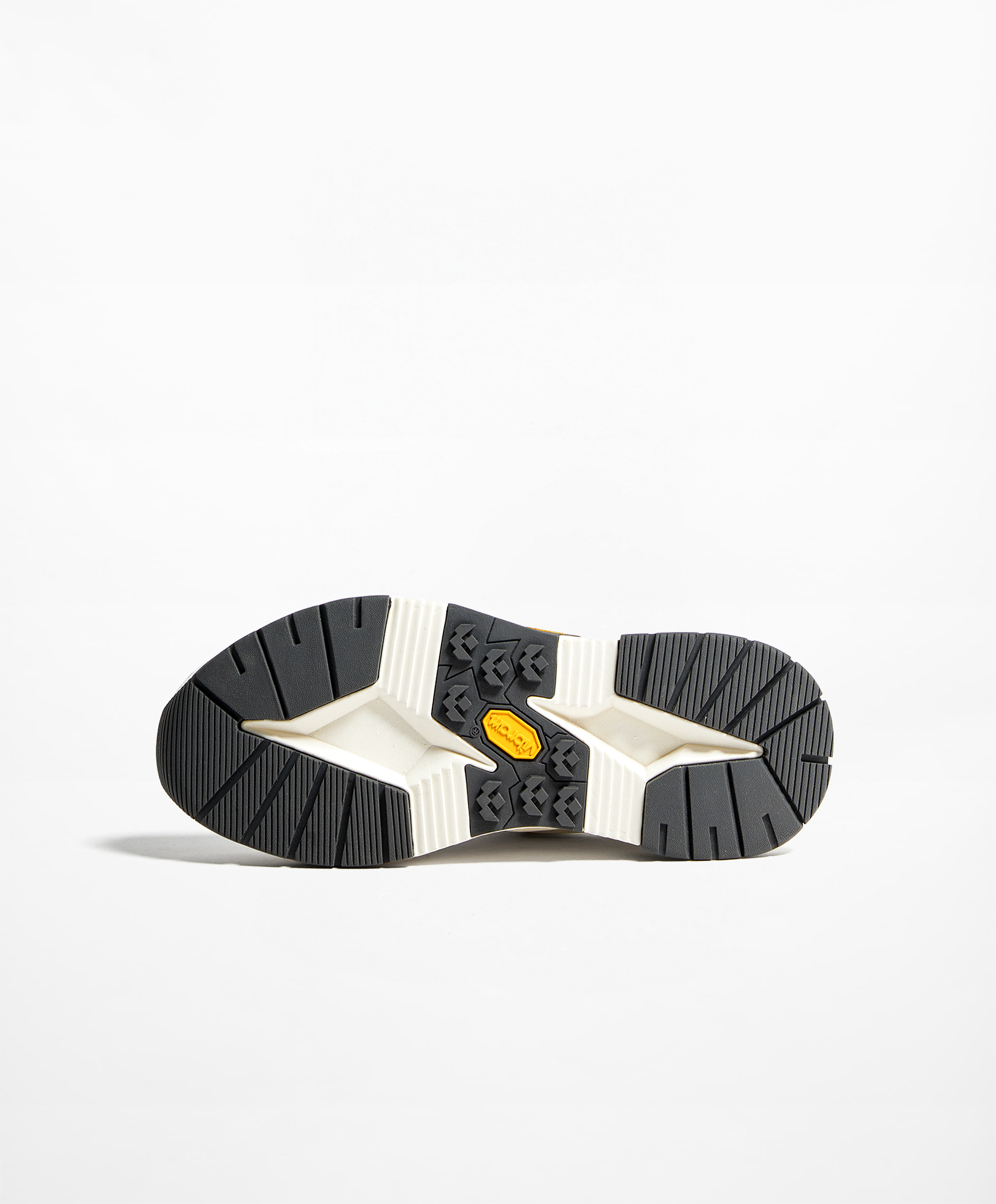 Vibram® XS TREK trainers