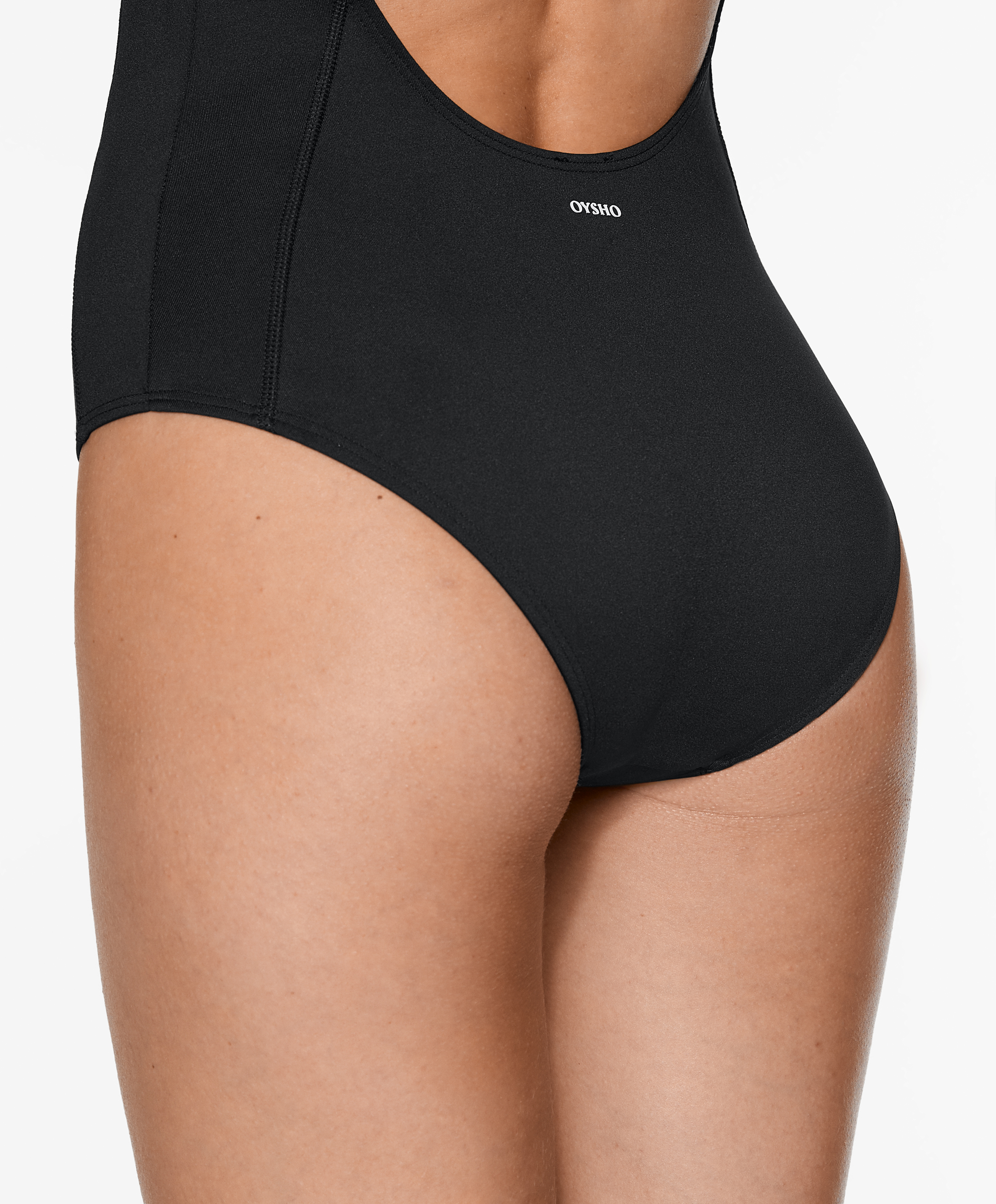 Swimming swimsuit with foam