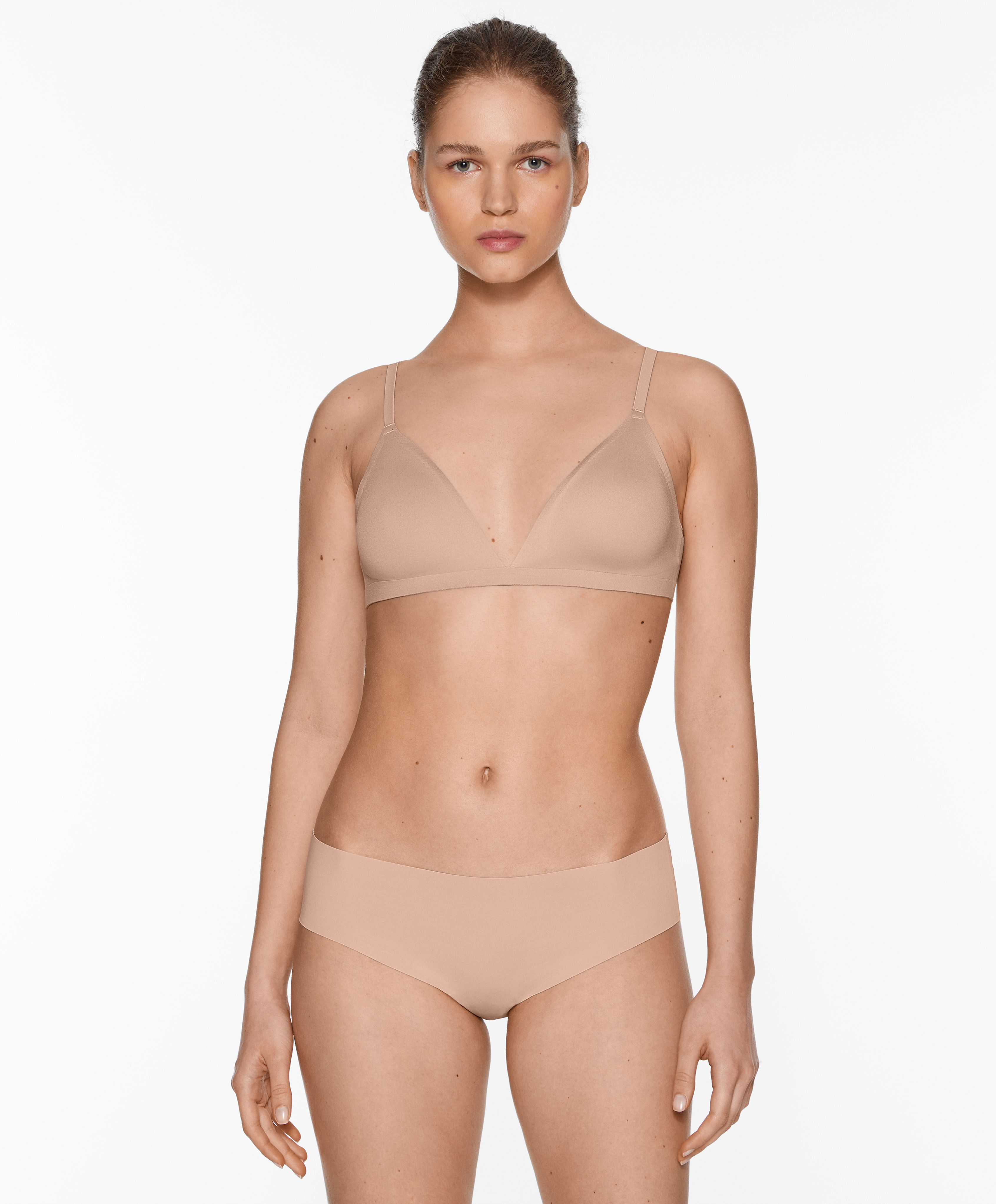 Invisible laser-cut triangle bra