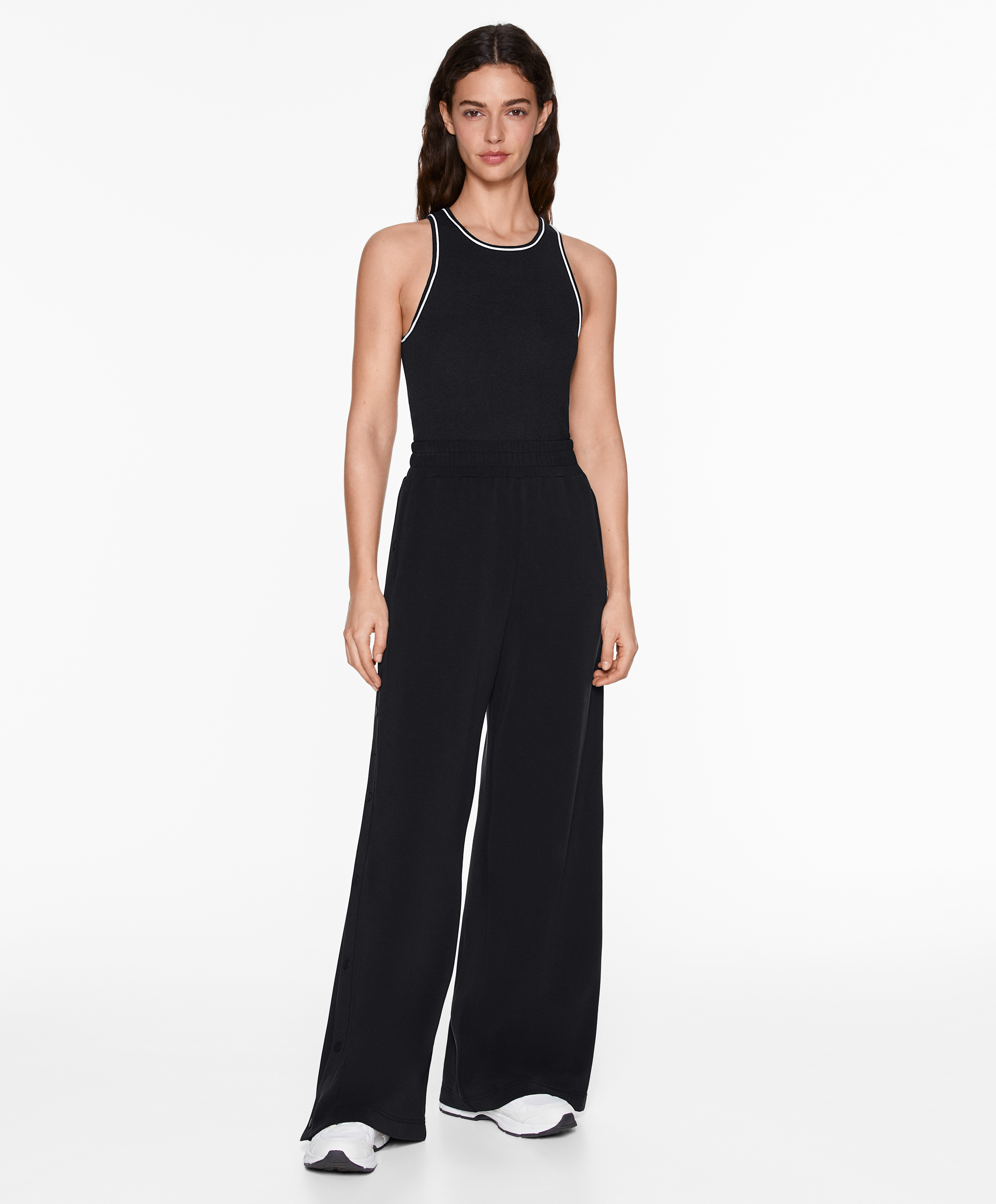 Knit sleeveless top with contrast trim