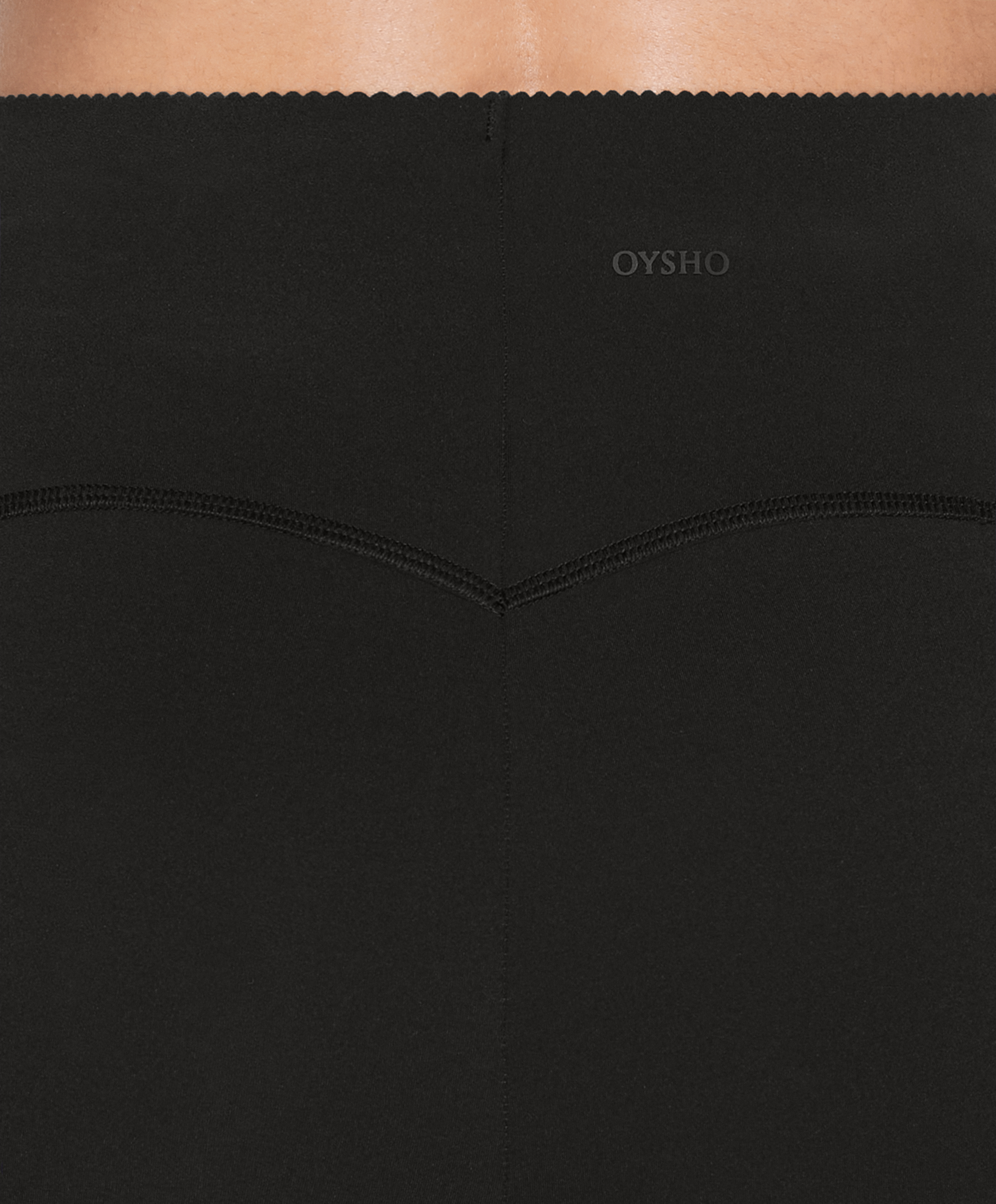 Compressive raise up ankle-length leggings