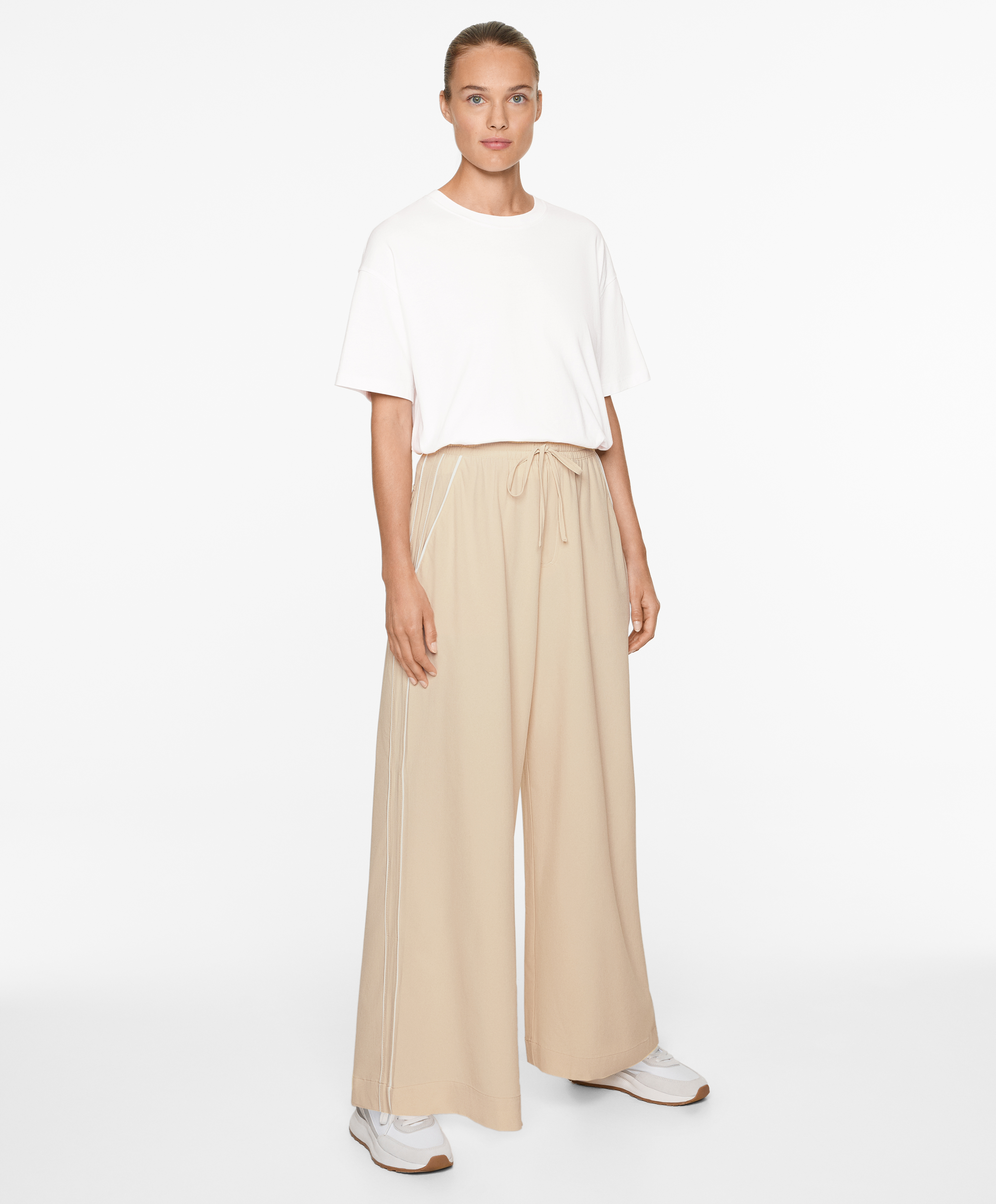 Water-repellent straight-leg trousers