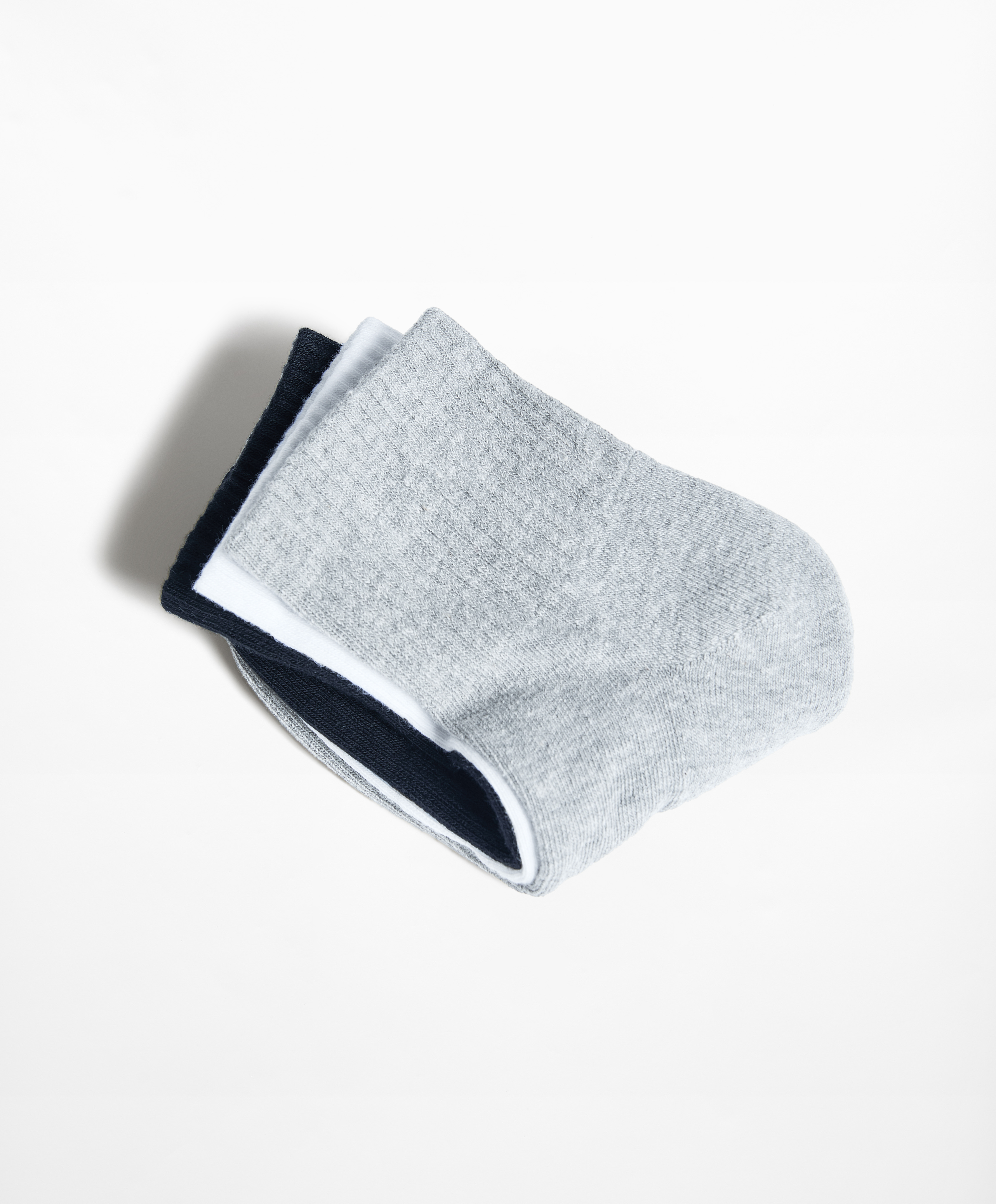3 pairs of cotton blend quarter sports socks