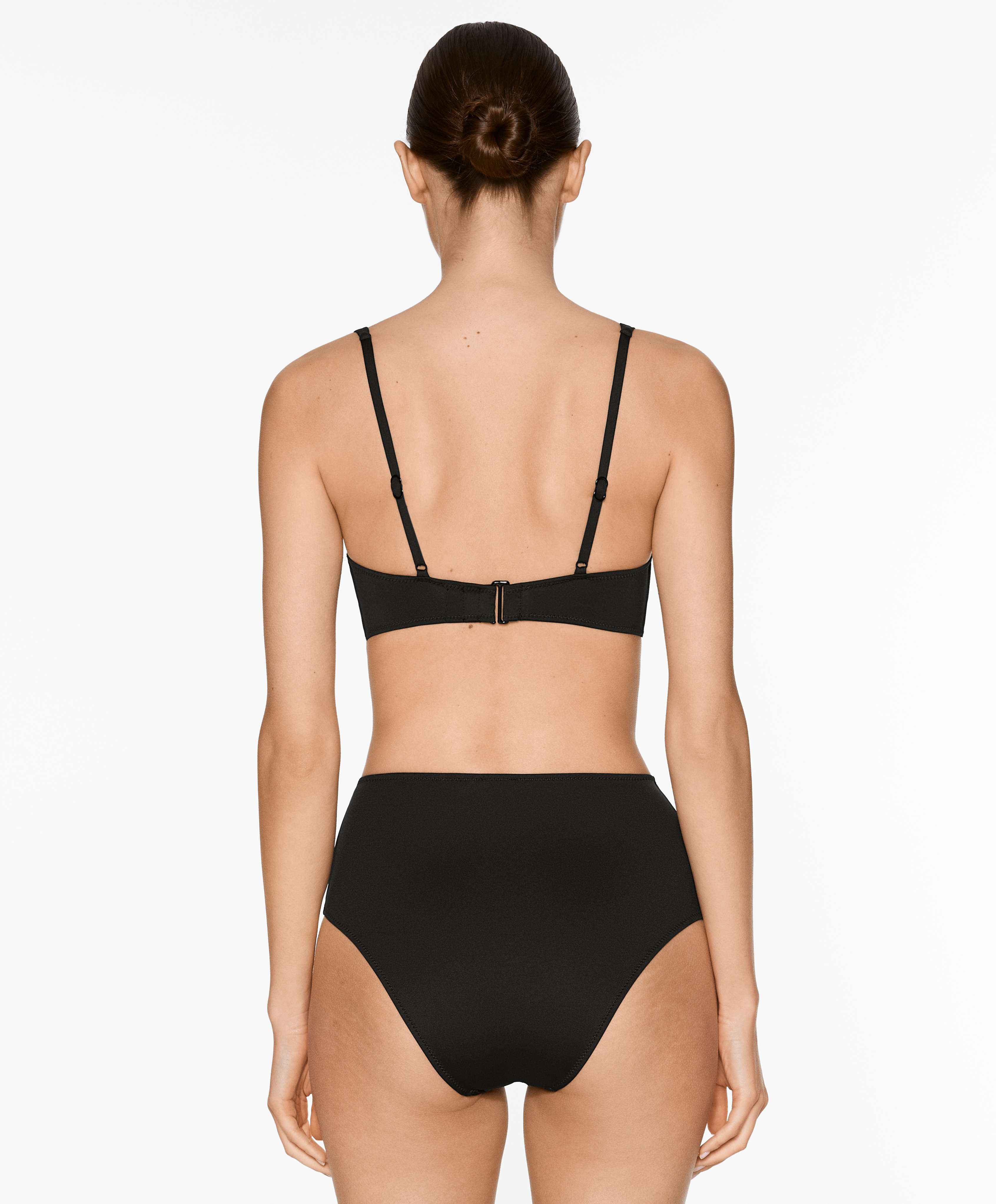 High-coverage bikini briefs