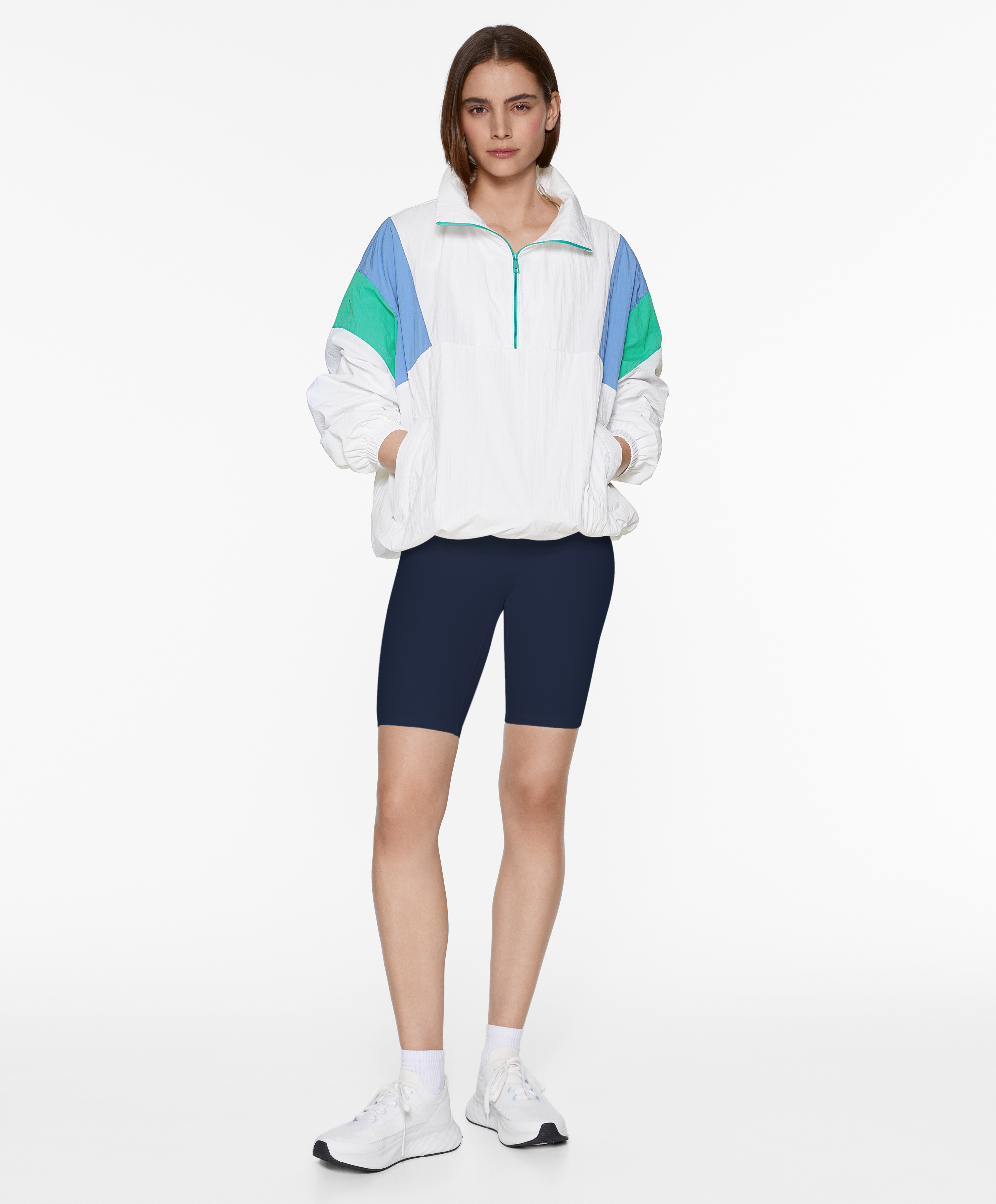 Water-repellent oversize kangaroo jacket