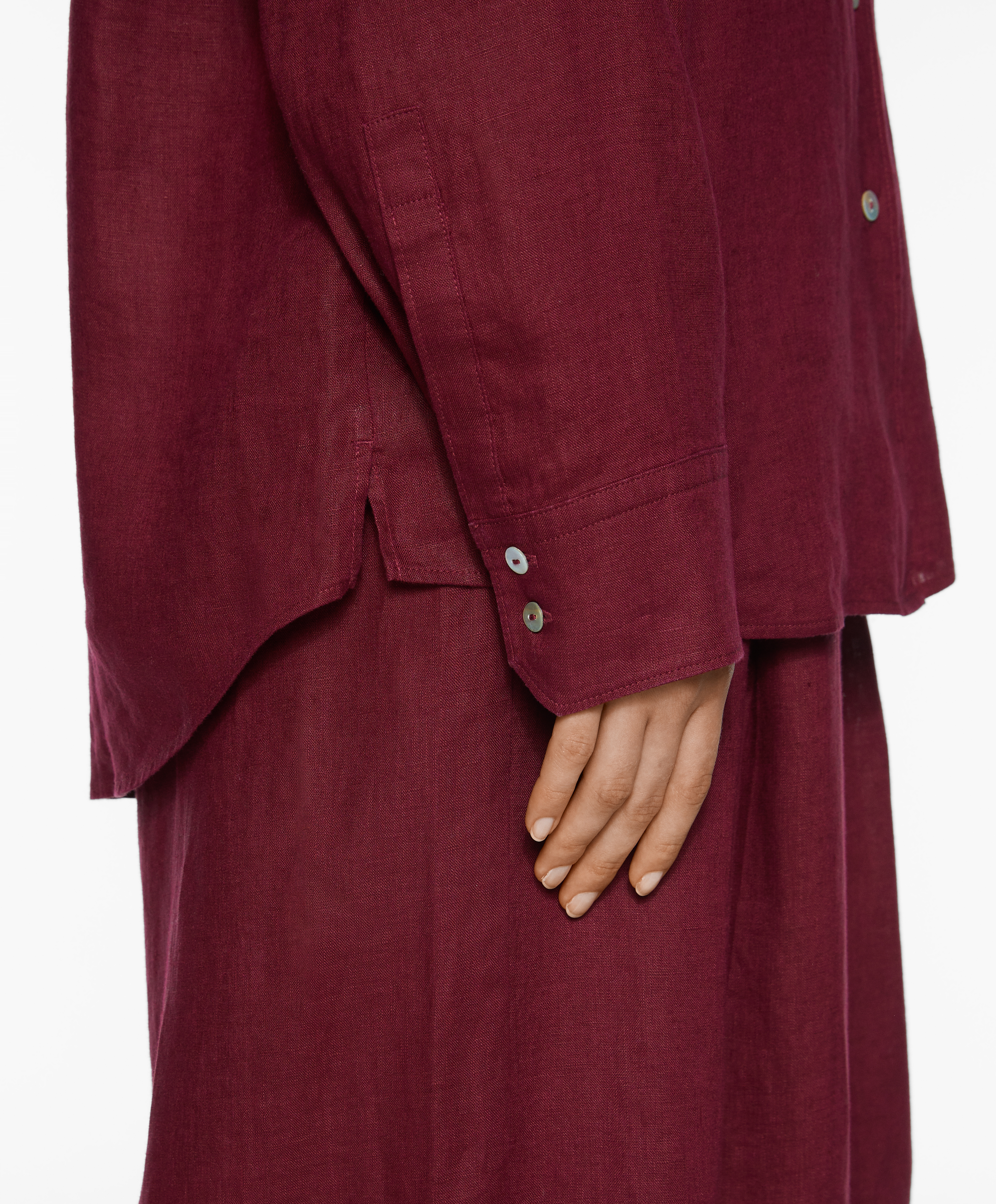 100% linen long-sleeved shirt