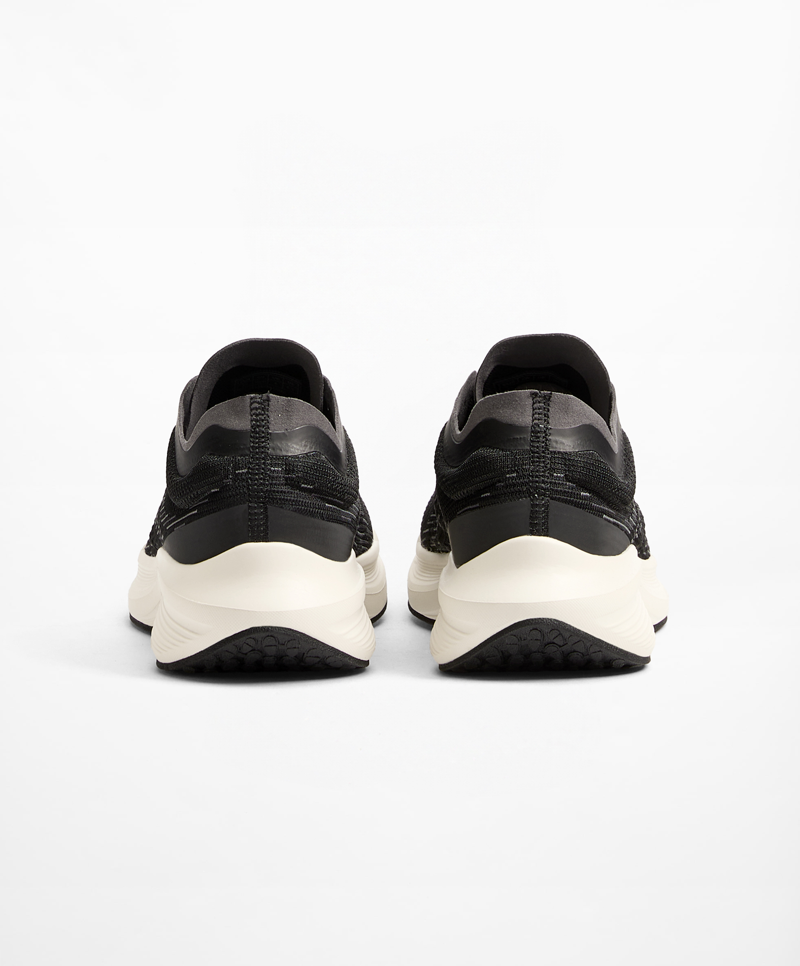 Long-distance running trainers