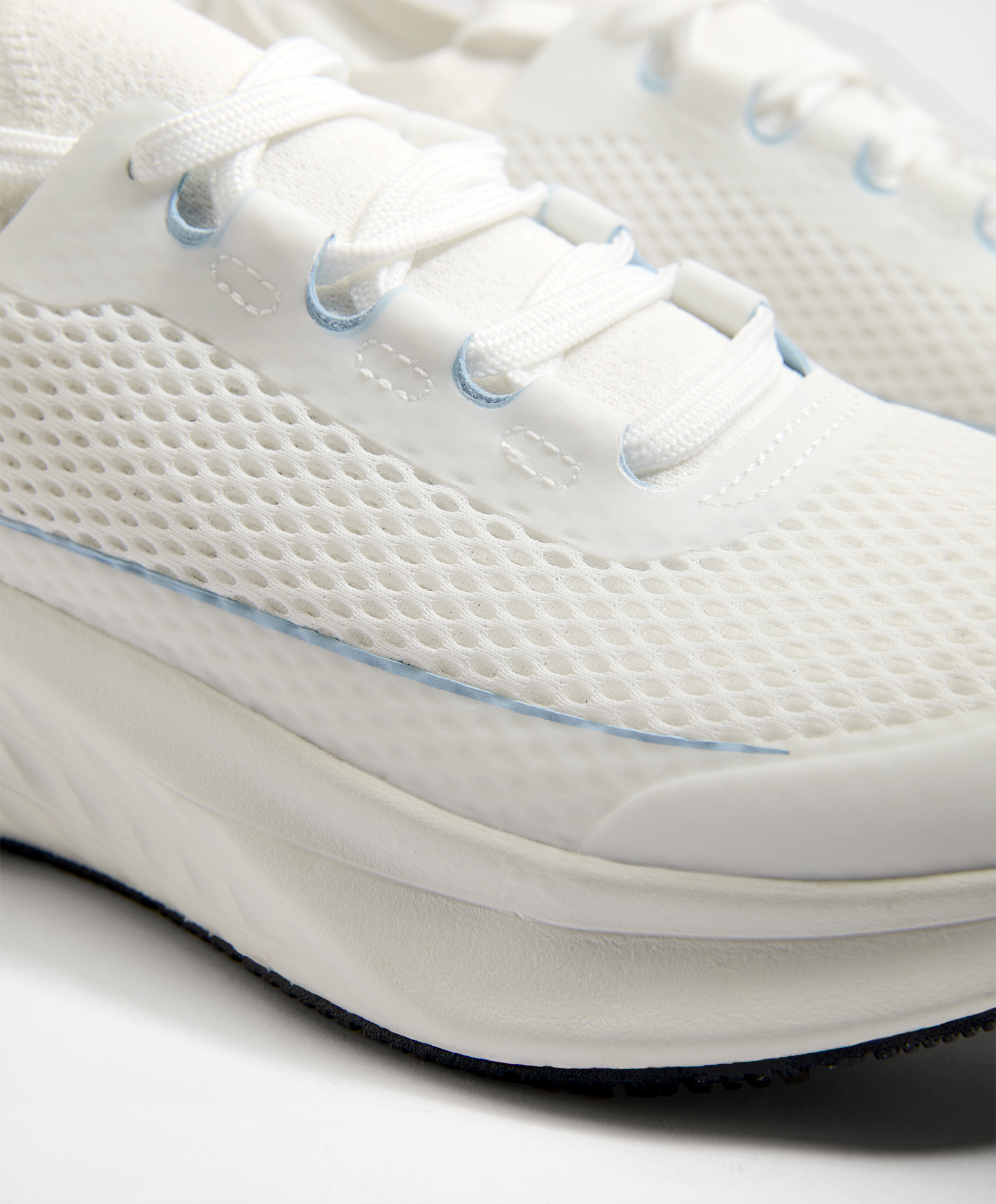 Mesh multi-activity trainers