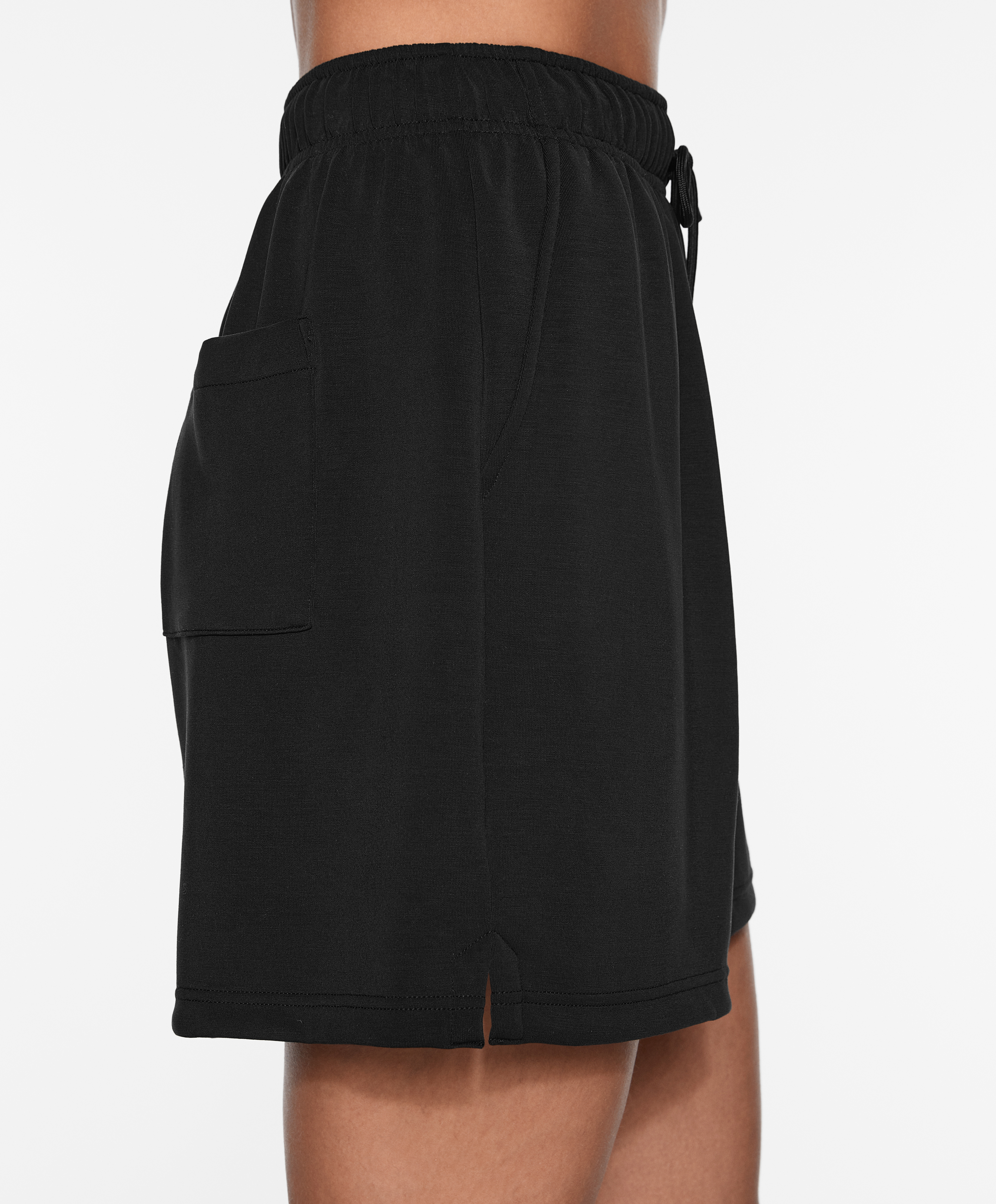 Soft-touch Bermuda shorts with modal