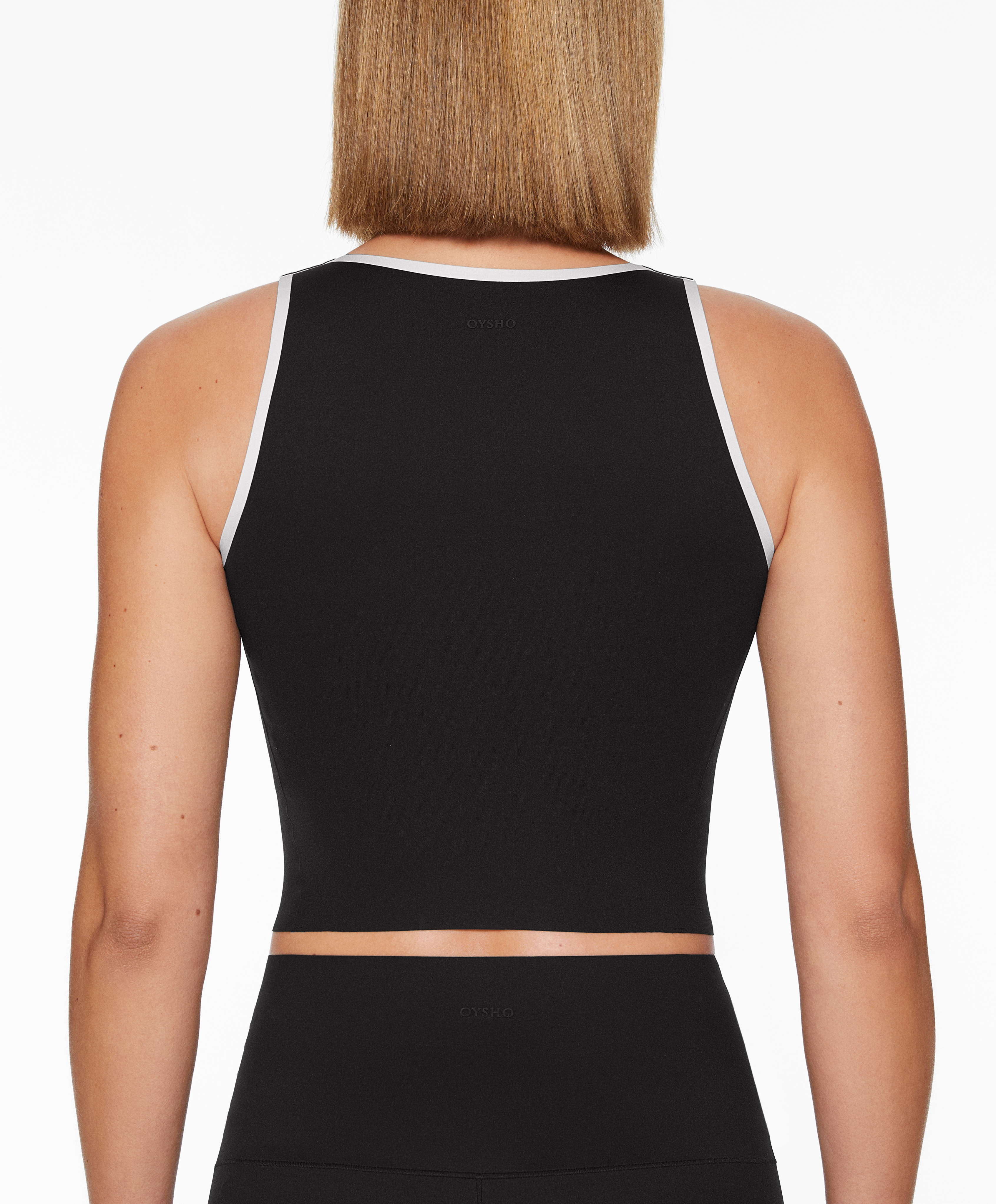 Perfect-adapt piping tank top
