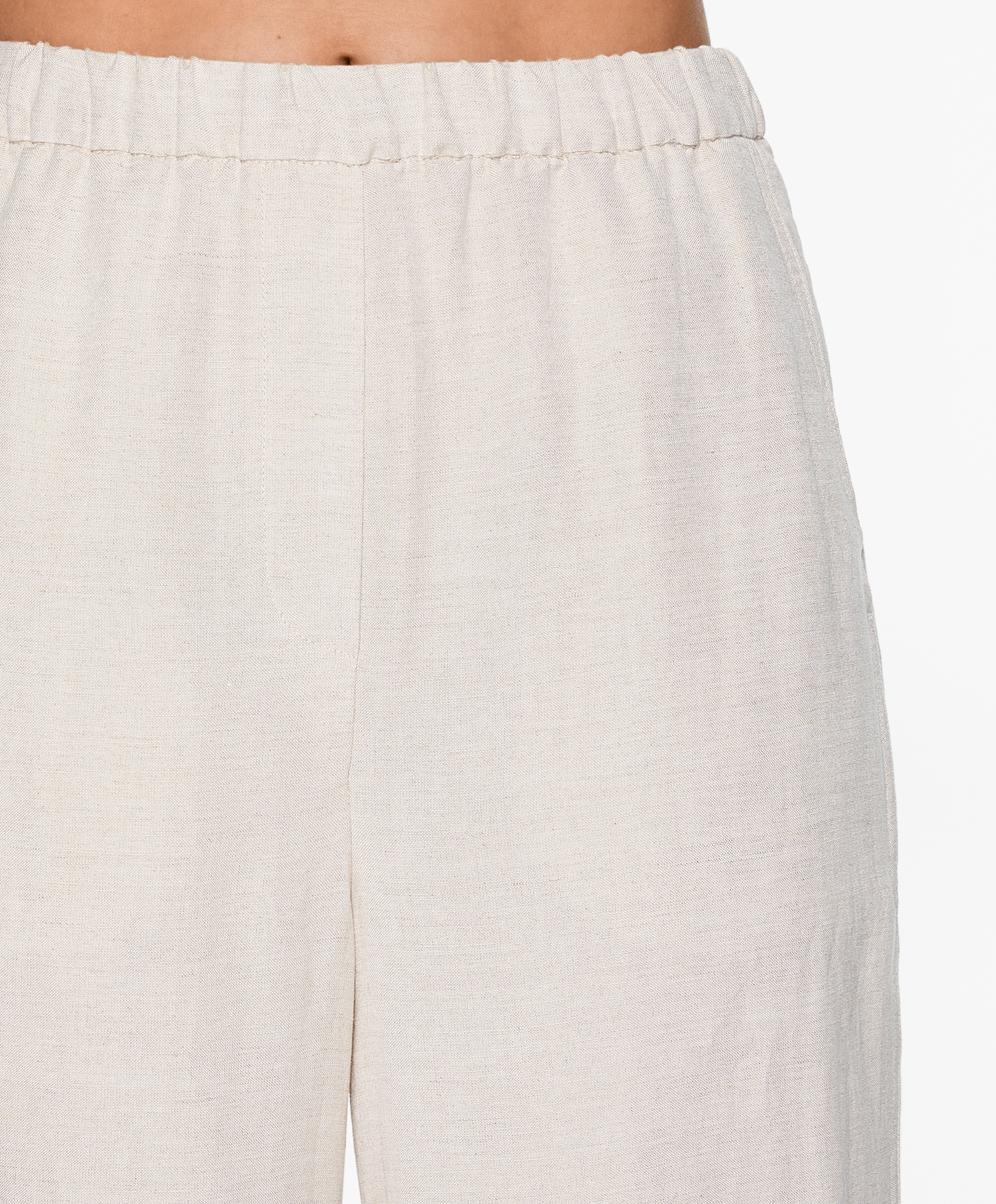 Slim-fit trousers with linen