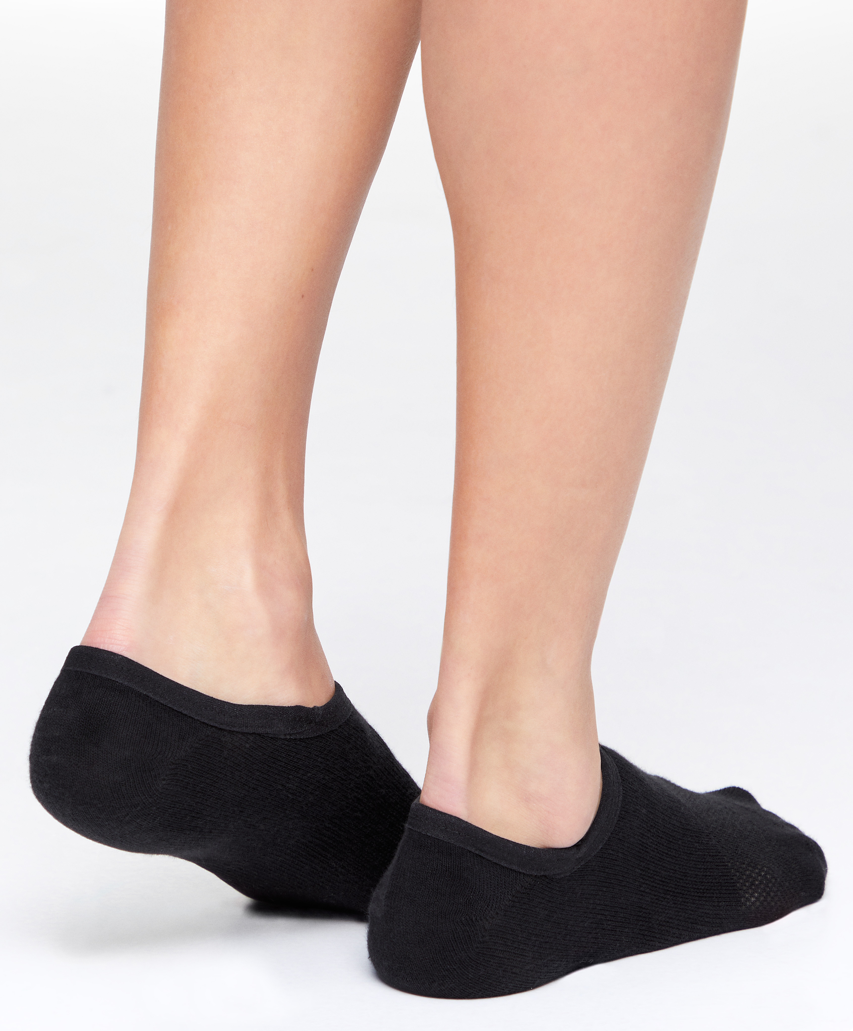 3 pairs of high-cut cotton blend invisible sports socks