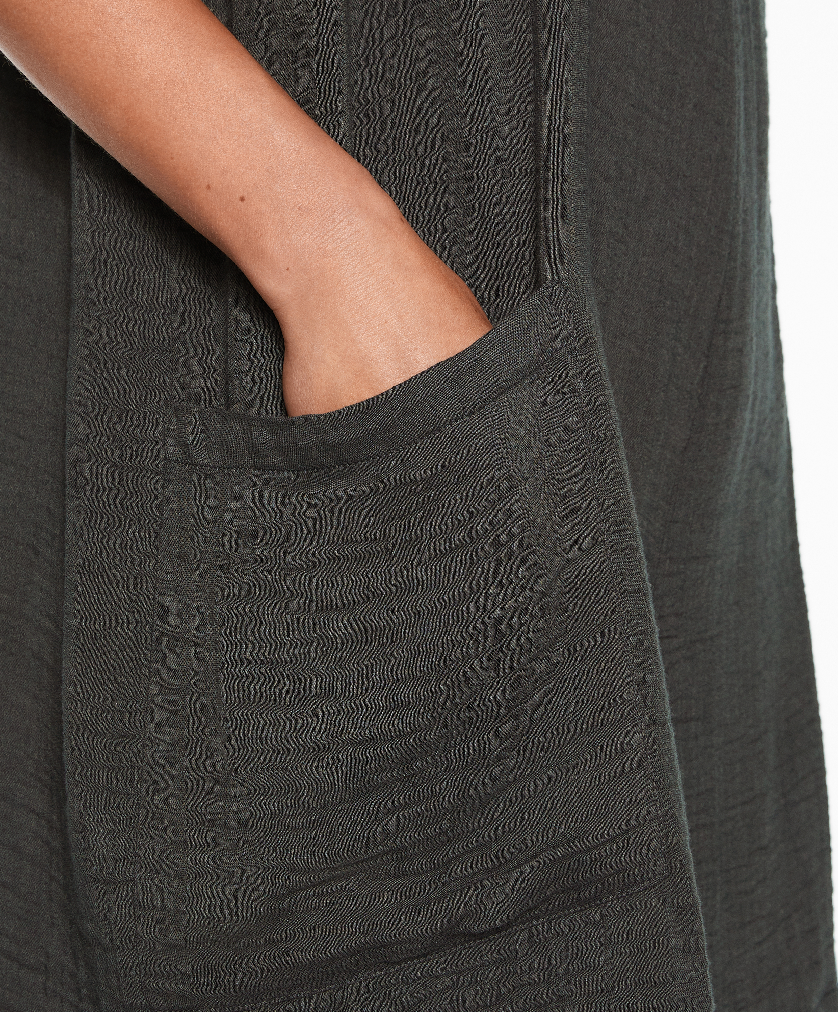 Short jumpsuit with cotton