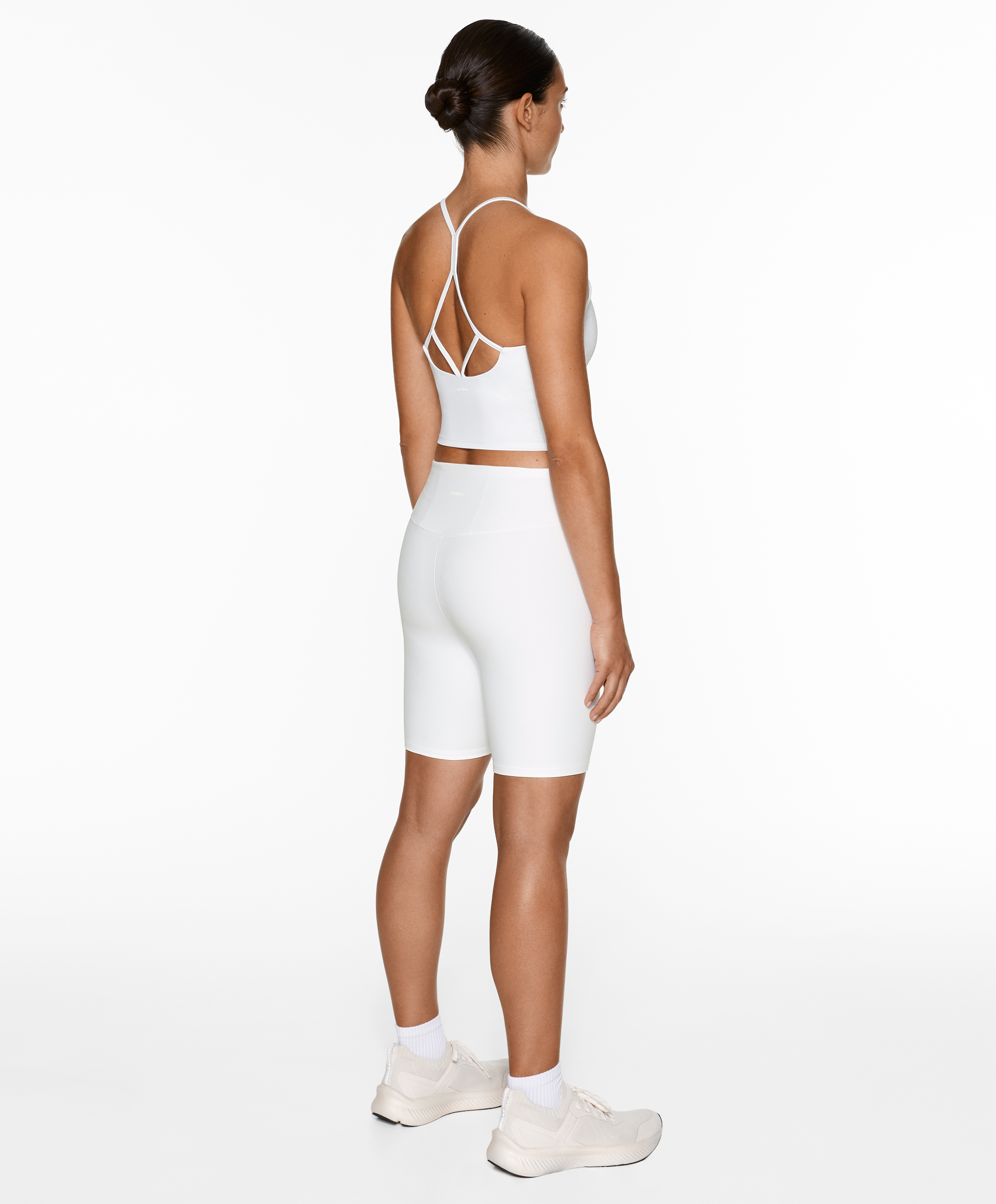 Low back strappy comfortlux tank top