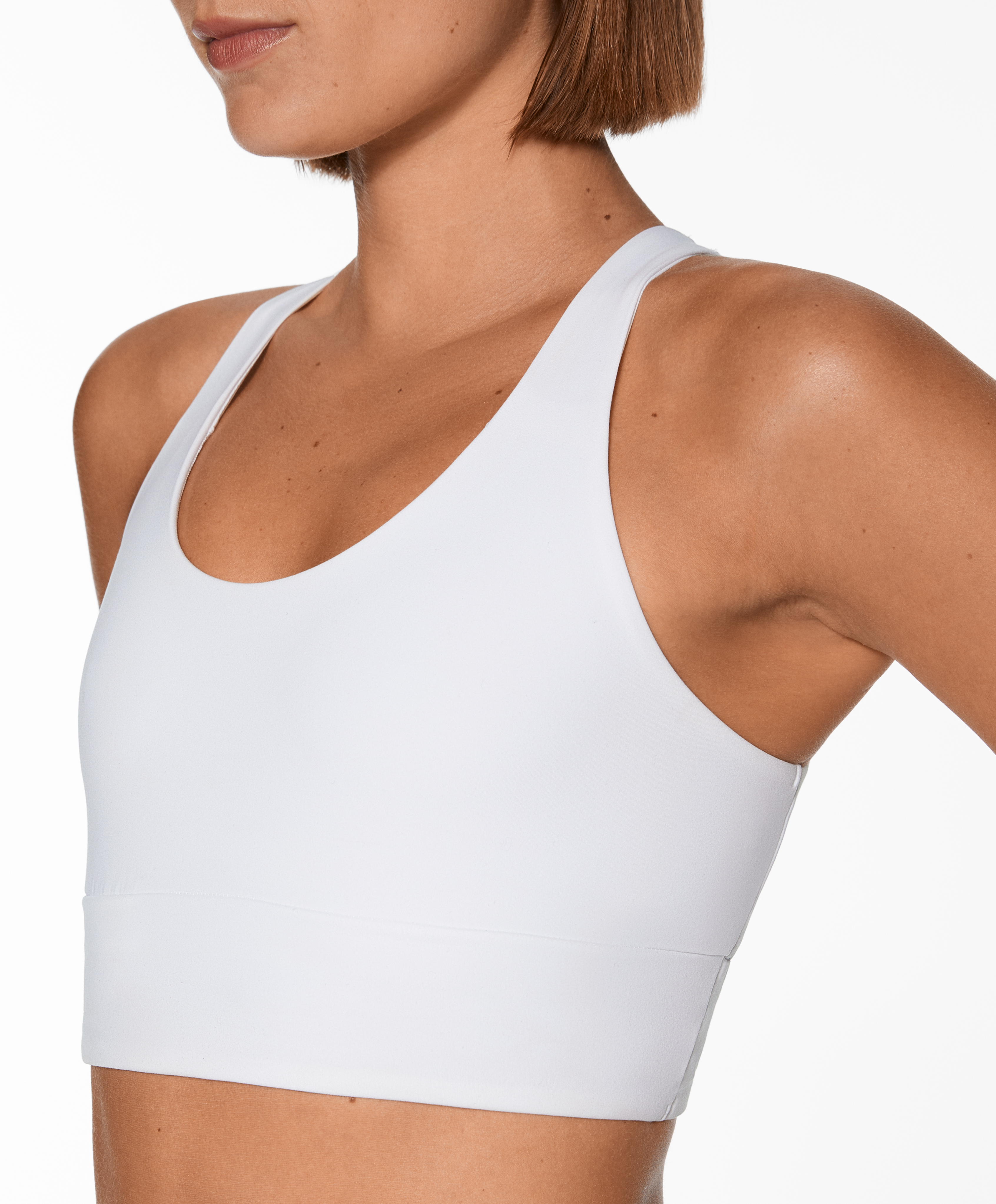 Medium-support comfortlux open-back sports bra with cups