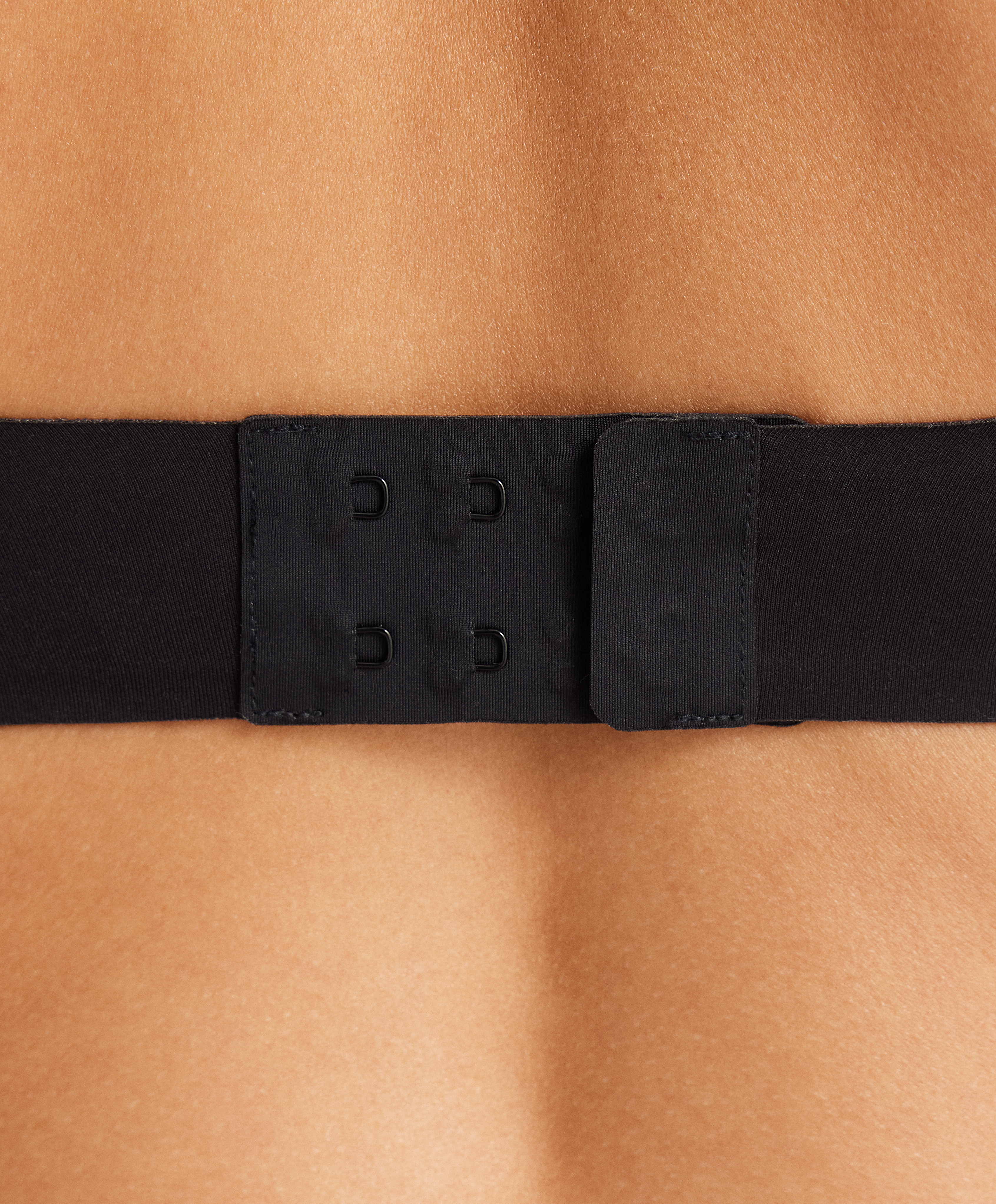 Invisible laser-cut halter bra
