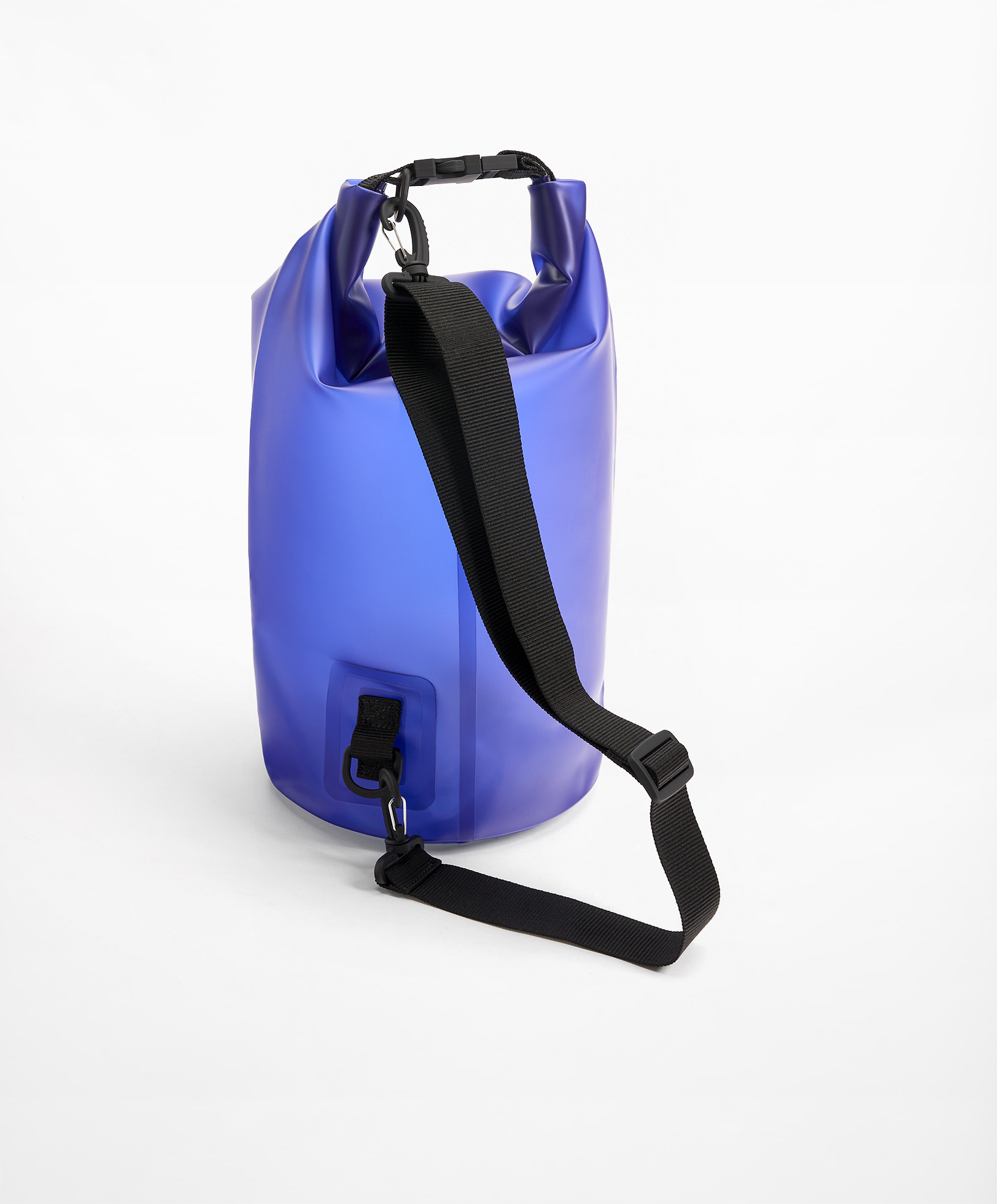 9.5L water-resistant bag