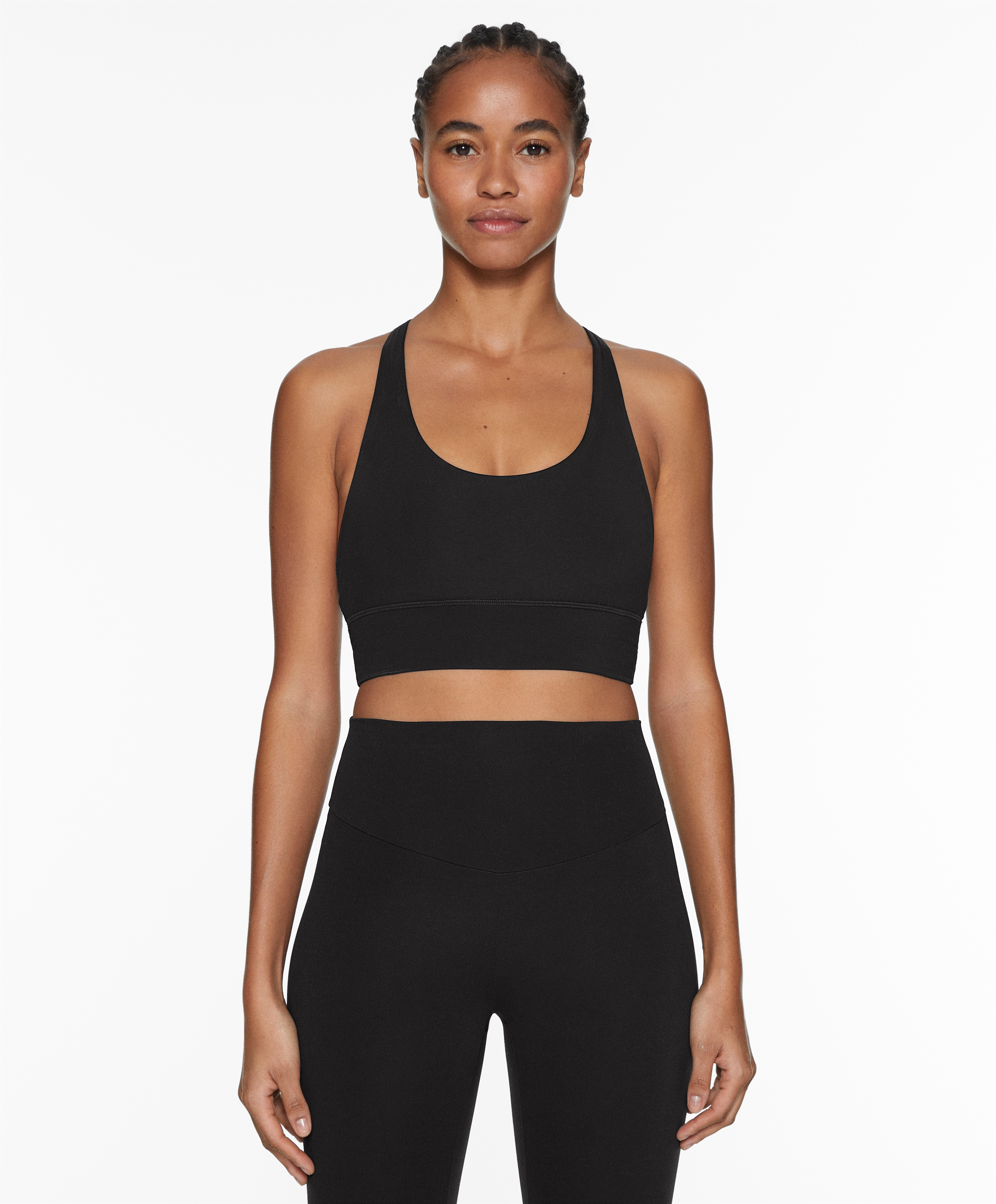 Medium-support comfortlux sports bra with cups
