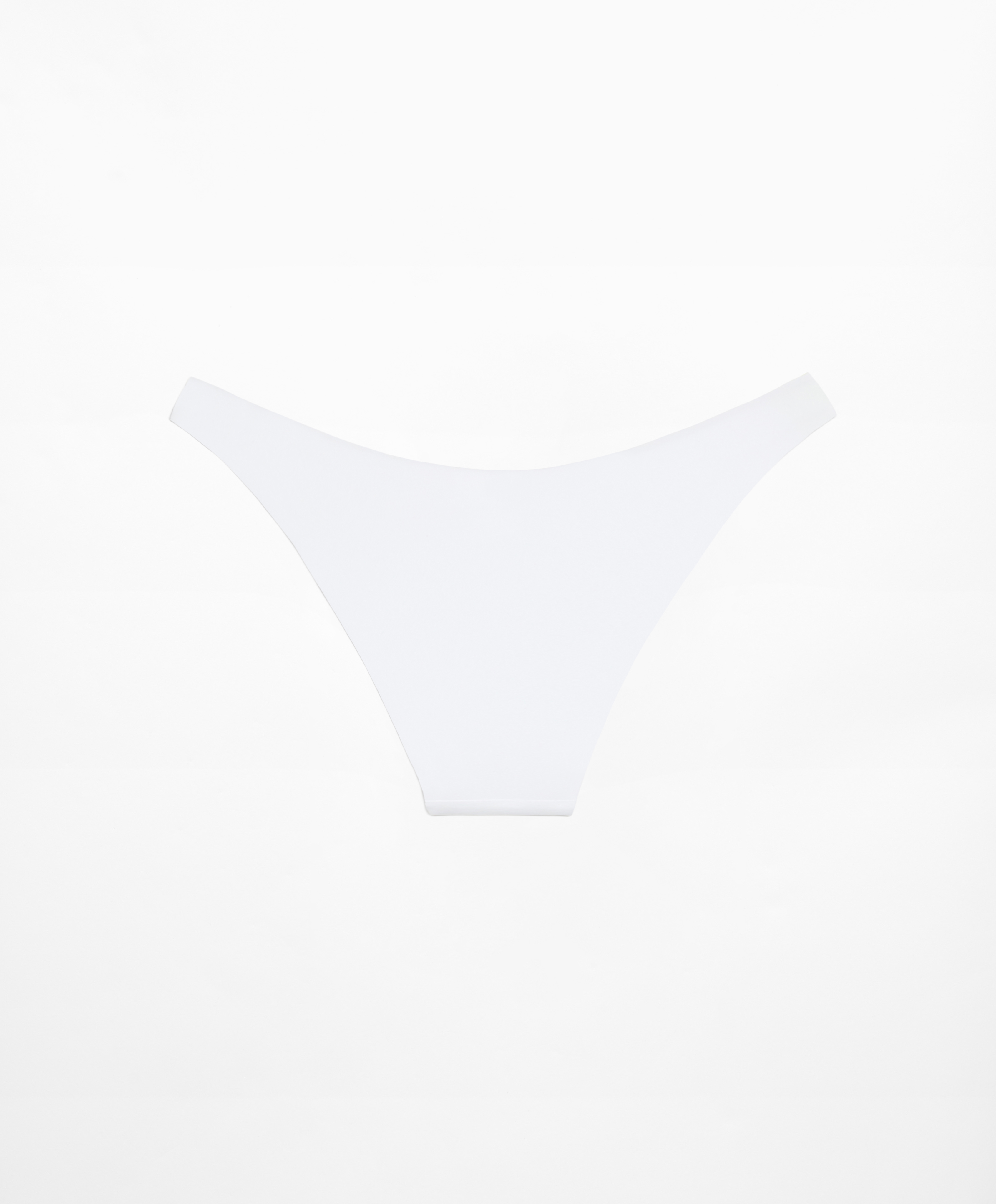 U-cut Brazilian bikini briefs